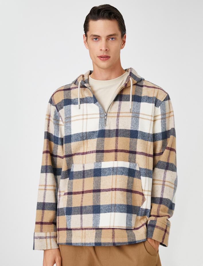  Ekoseli Oversize Sweatshirt Kapşonlu Cep Detaylı Yarım Fermuarlı