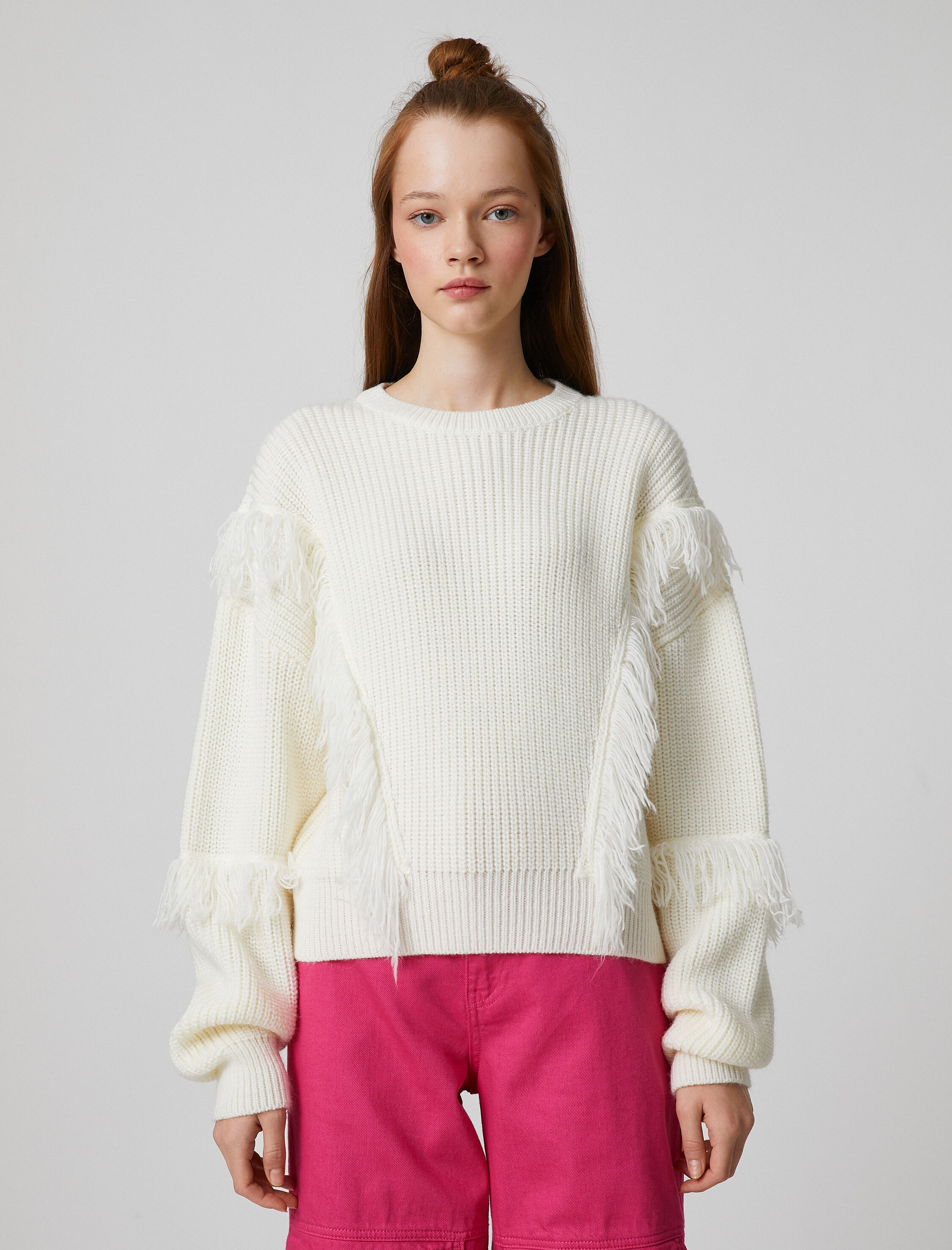   Bisiklet Yaka Triko Kazak Uzun Kollu Örgü Püskül Detaylı