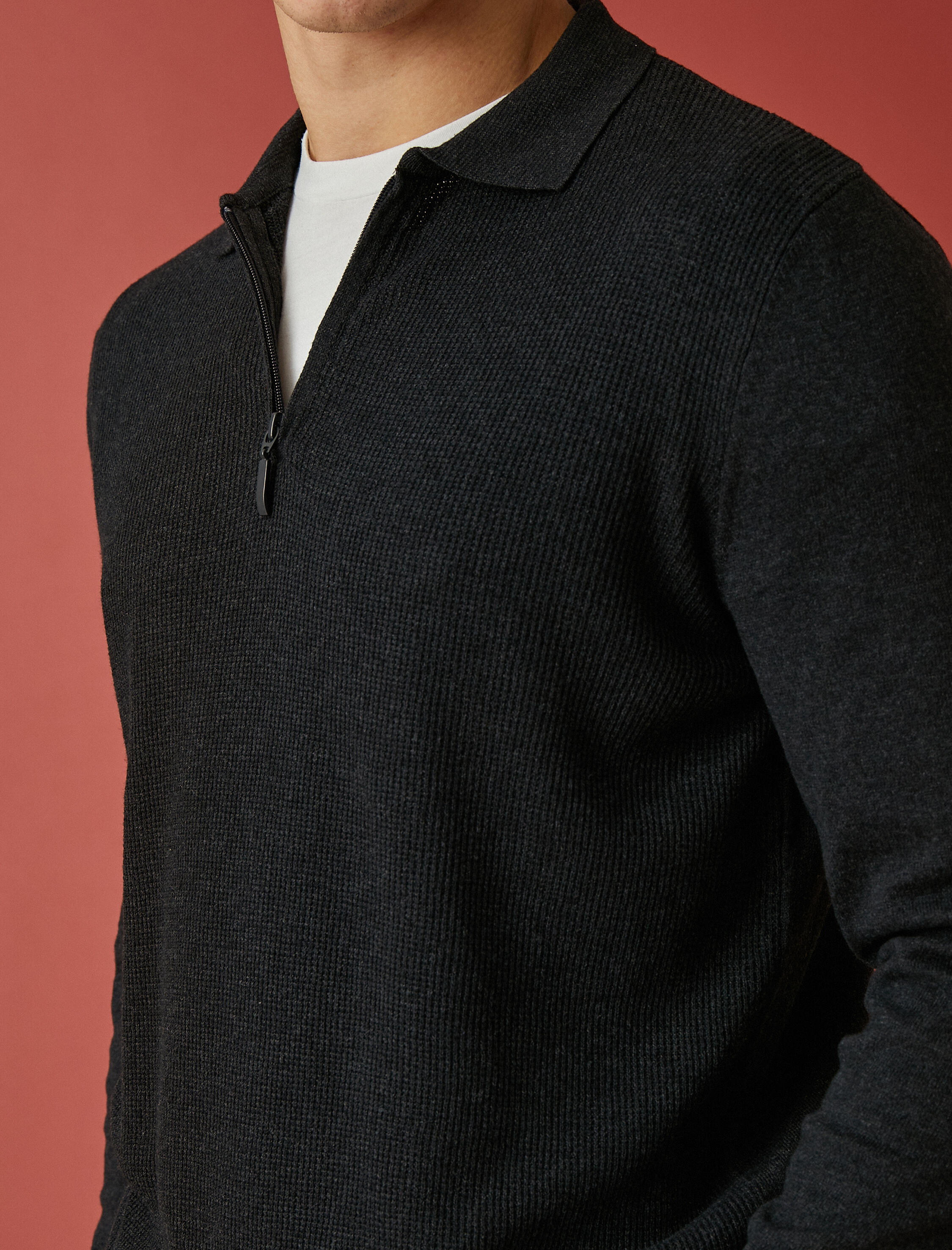   Polo Yaka Kazak Fermuar Detaylı