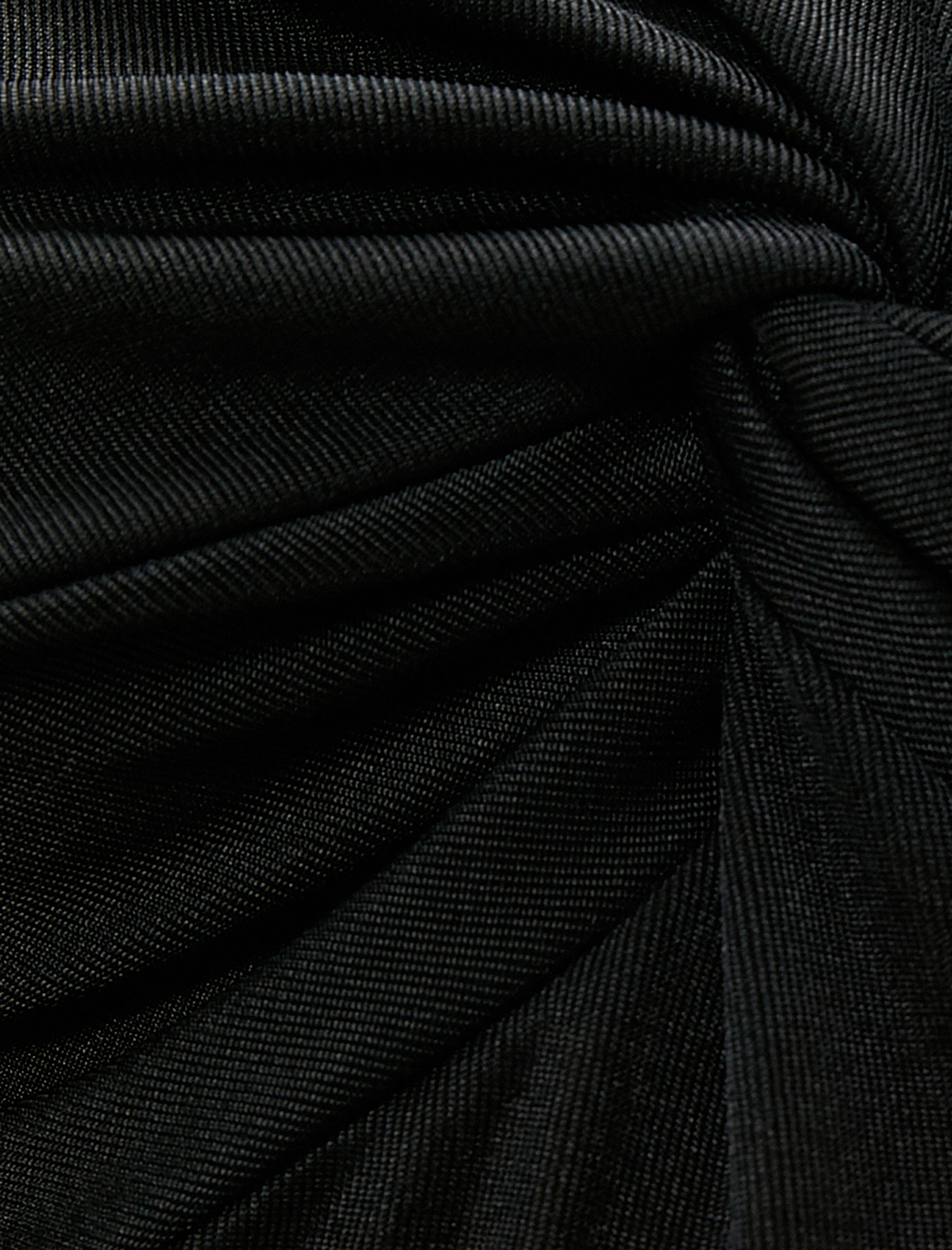   Düğüm Detaylı Atlet V Yaka Kolsuz