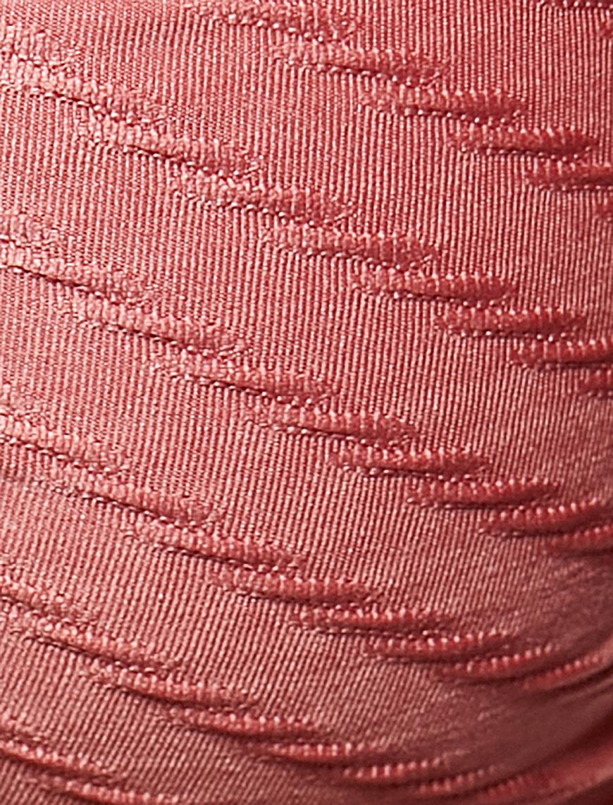   Halter Yaka Bikini Üstü Dokulu