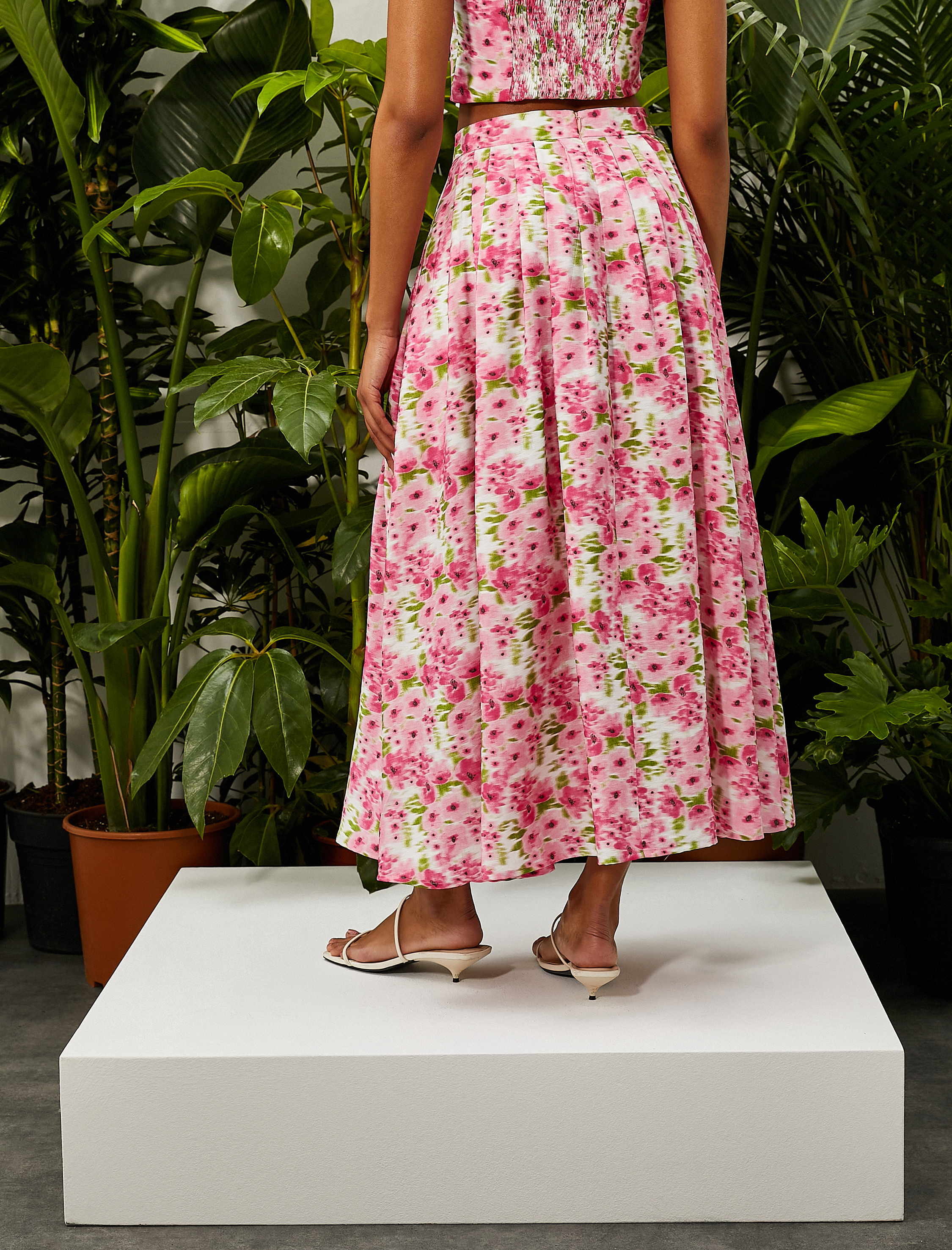   Çiçekli Uzun Etek Pileli