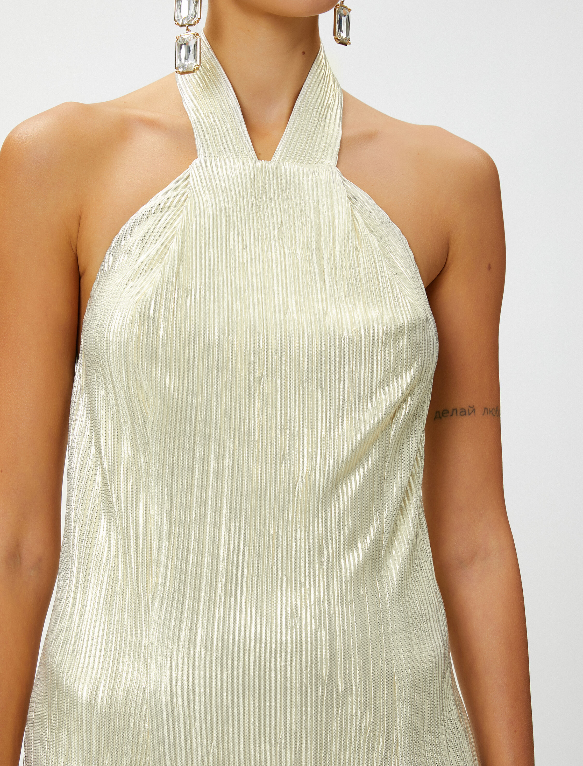   Pileli Piliseli Mini Elbise Halter Yaka