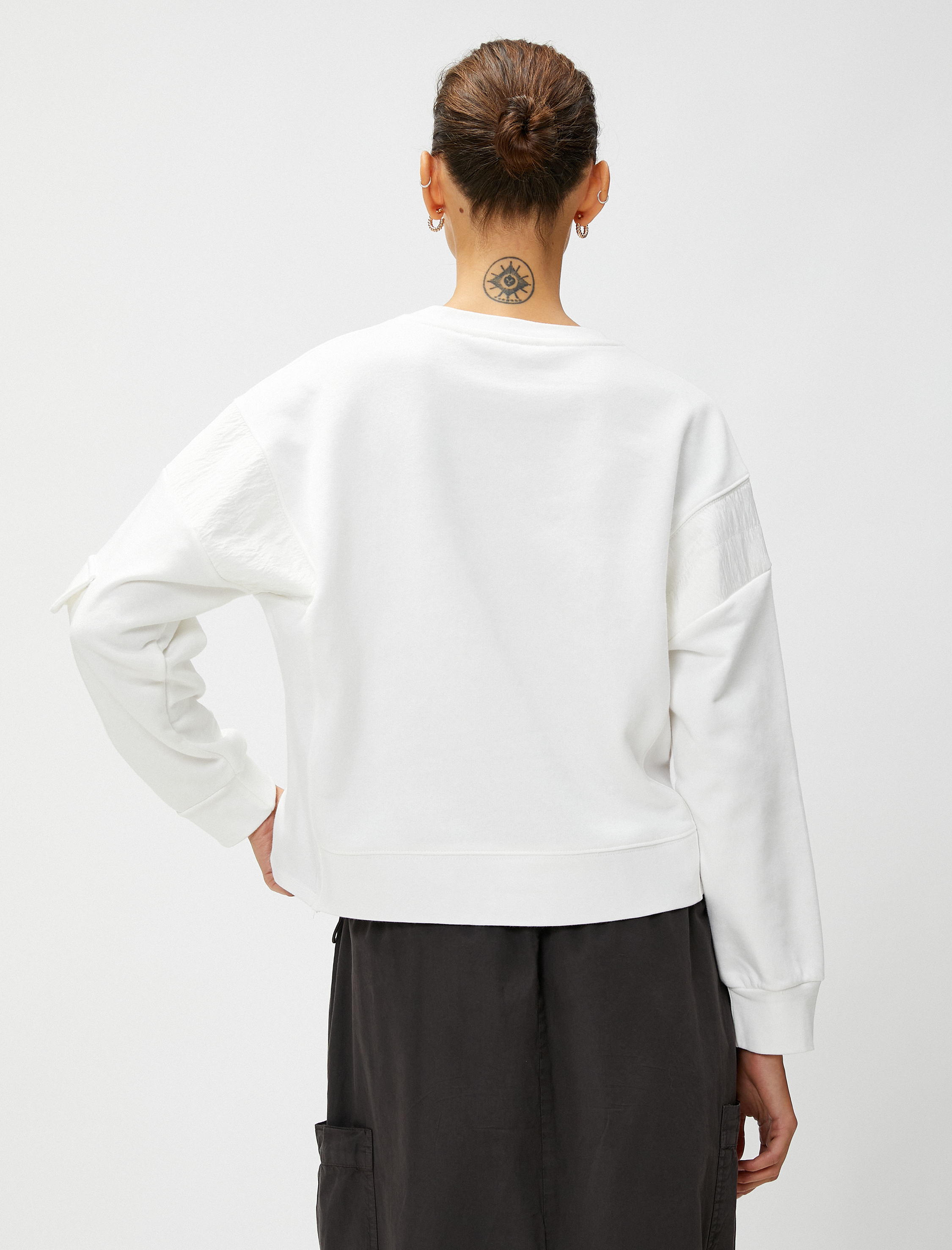   Kol Cebi Detaylı Sweatshirt Pamuk Karışımlı