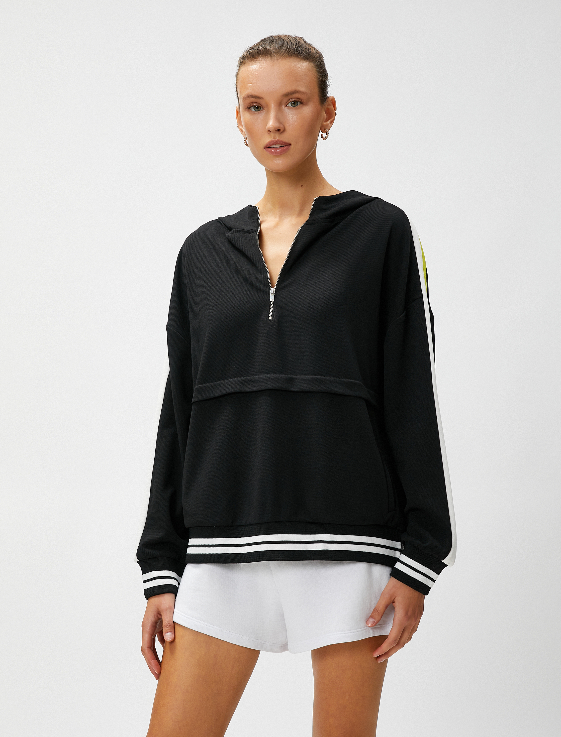   Kapüşonlu Sweatshirt Yarım Fermuarlı Garnili