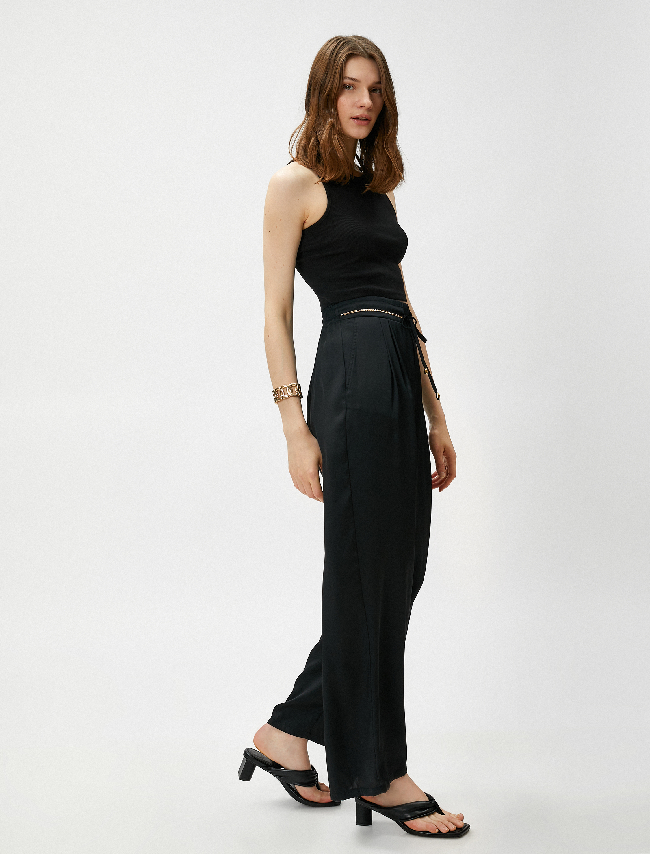   Geniş Paça Pantolon Zincir Detaylı Beli Bağlamalı