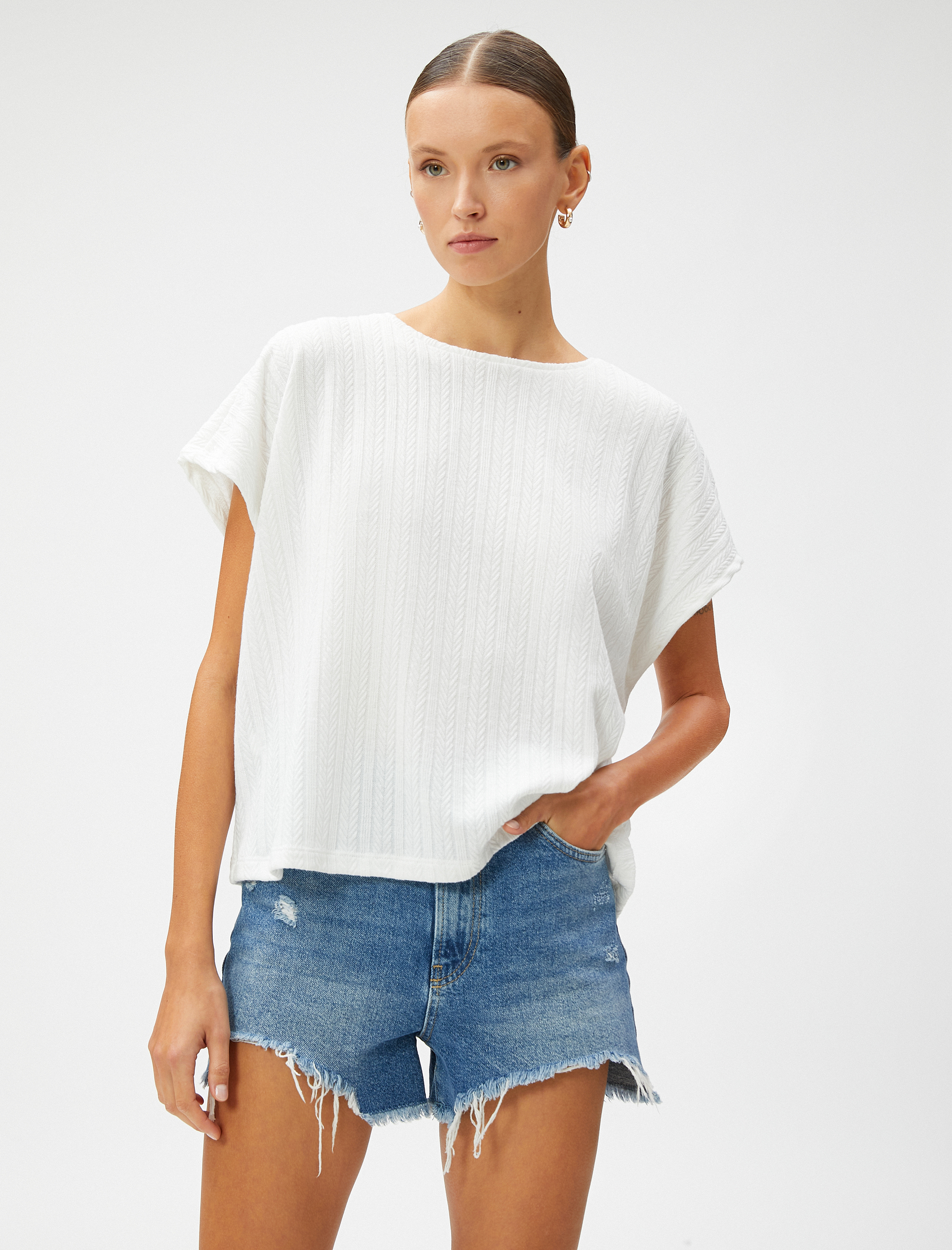   Oversize Tişört Örgü Motifli Kısa Kollu