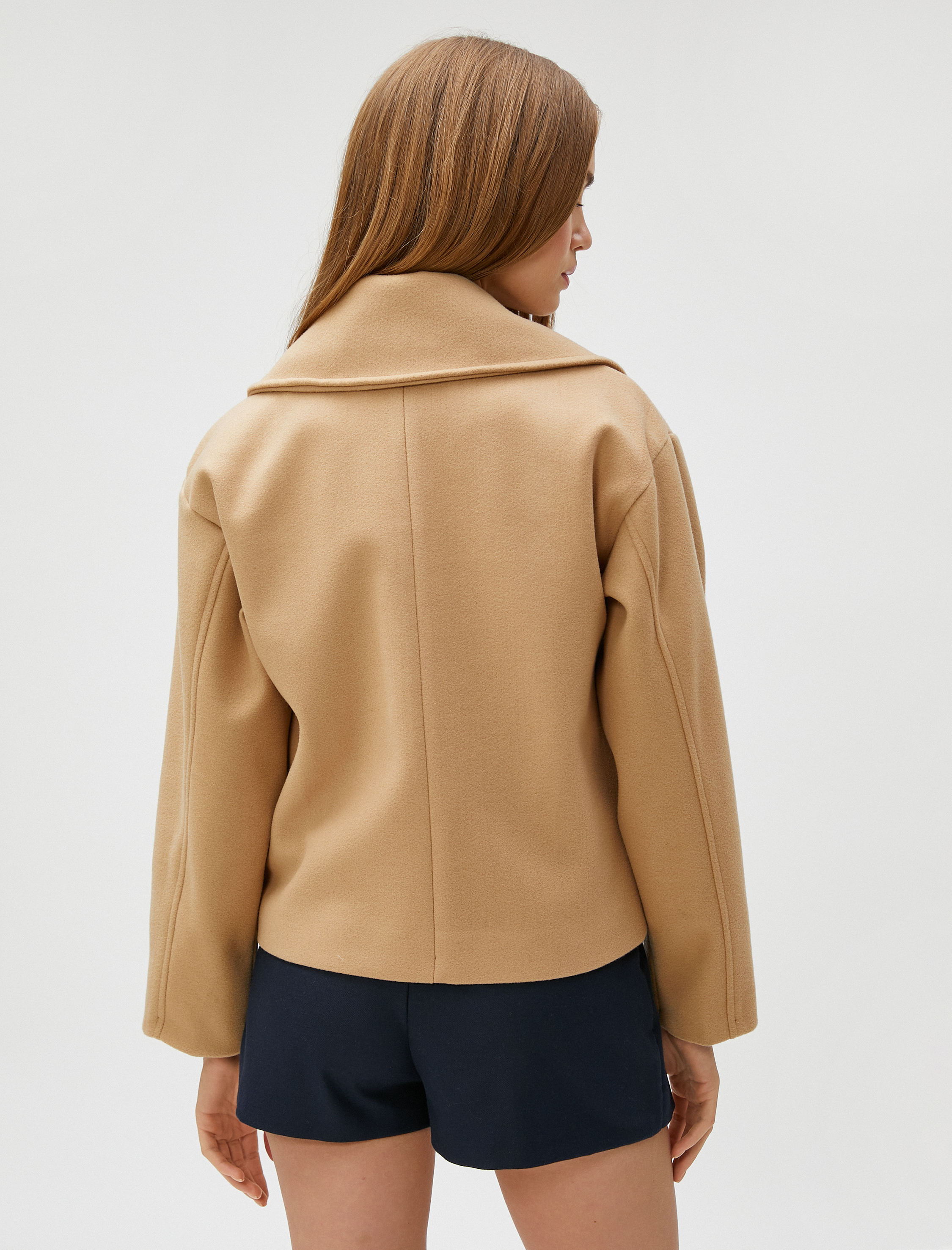   Kaşe Kaban Kısa Kruvaze Kapama Düğmeli Cepli