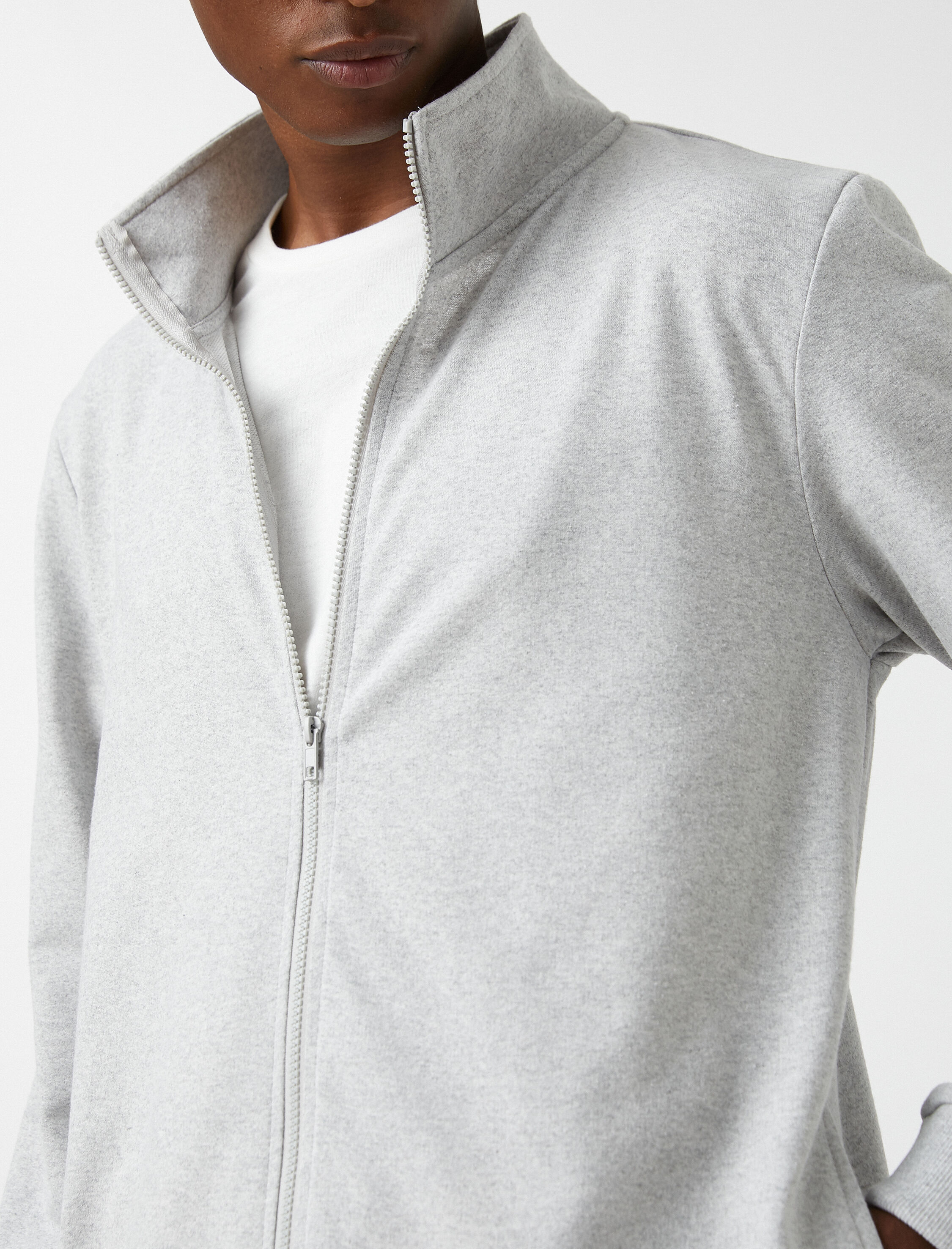   Fermuarlı Dik Yaka Sweatshirt