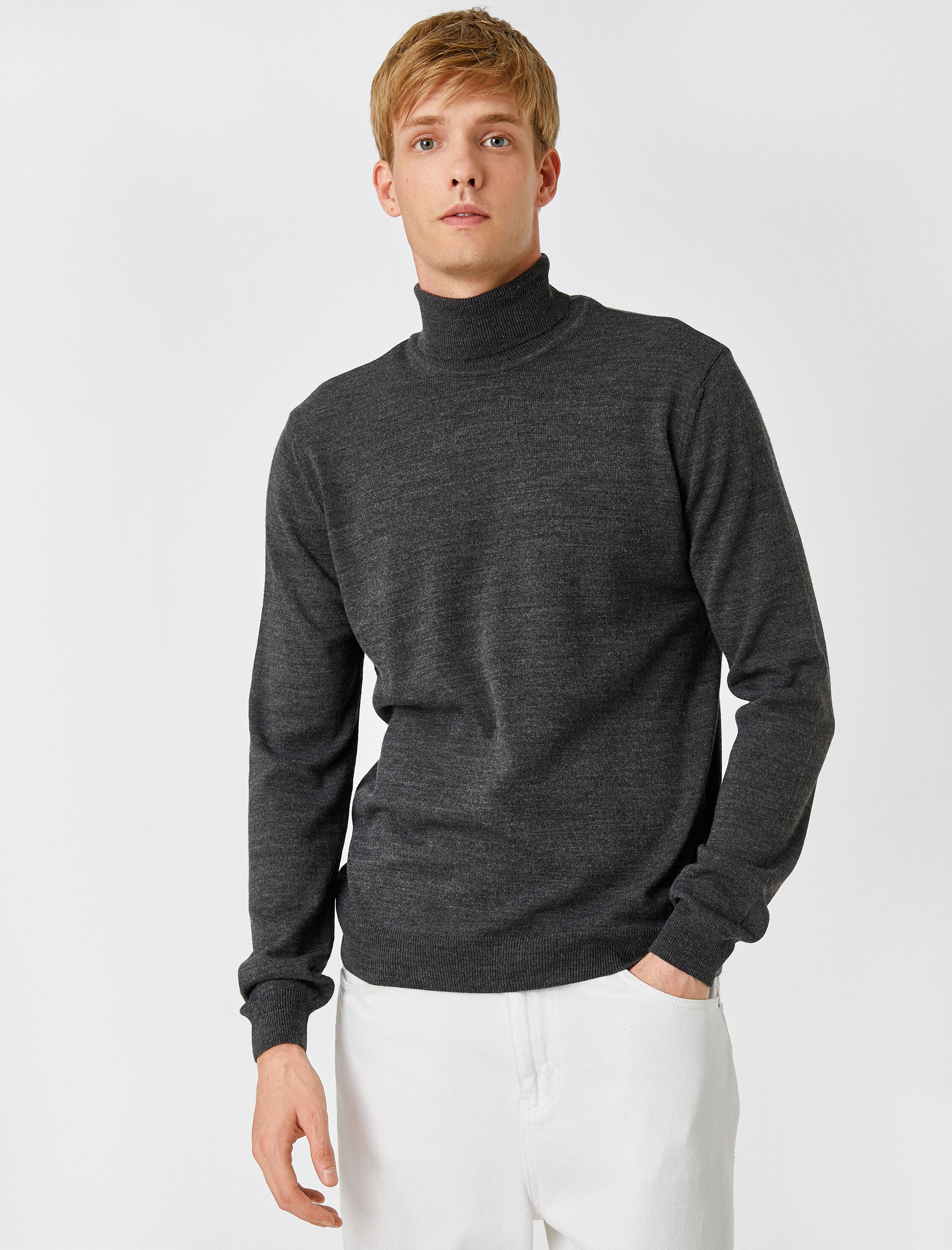   Basic Boğazlı Kazak