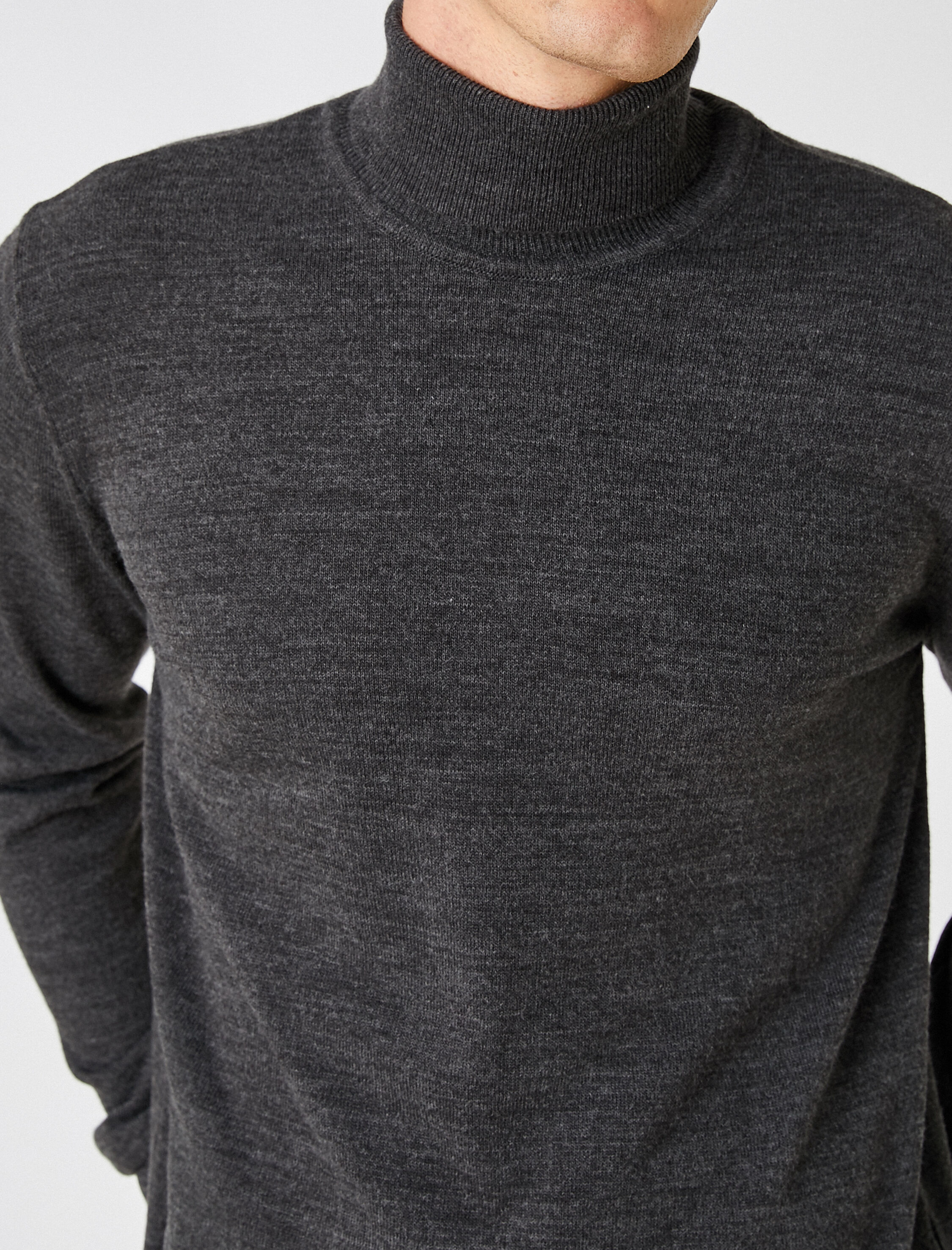   Basic Boğazlı Kazak