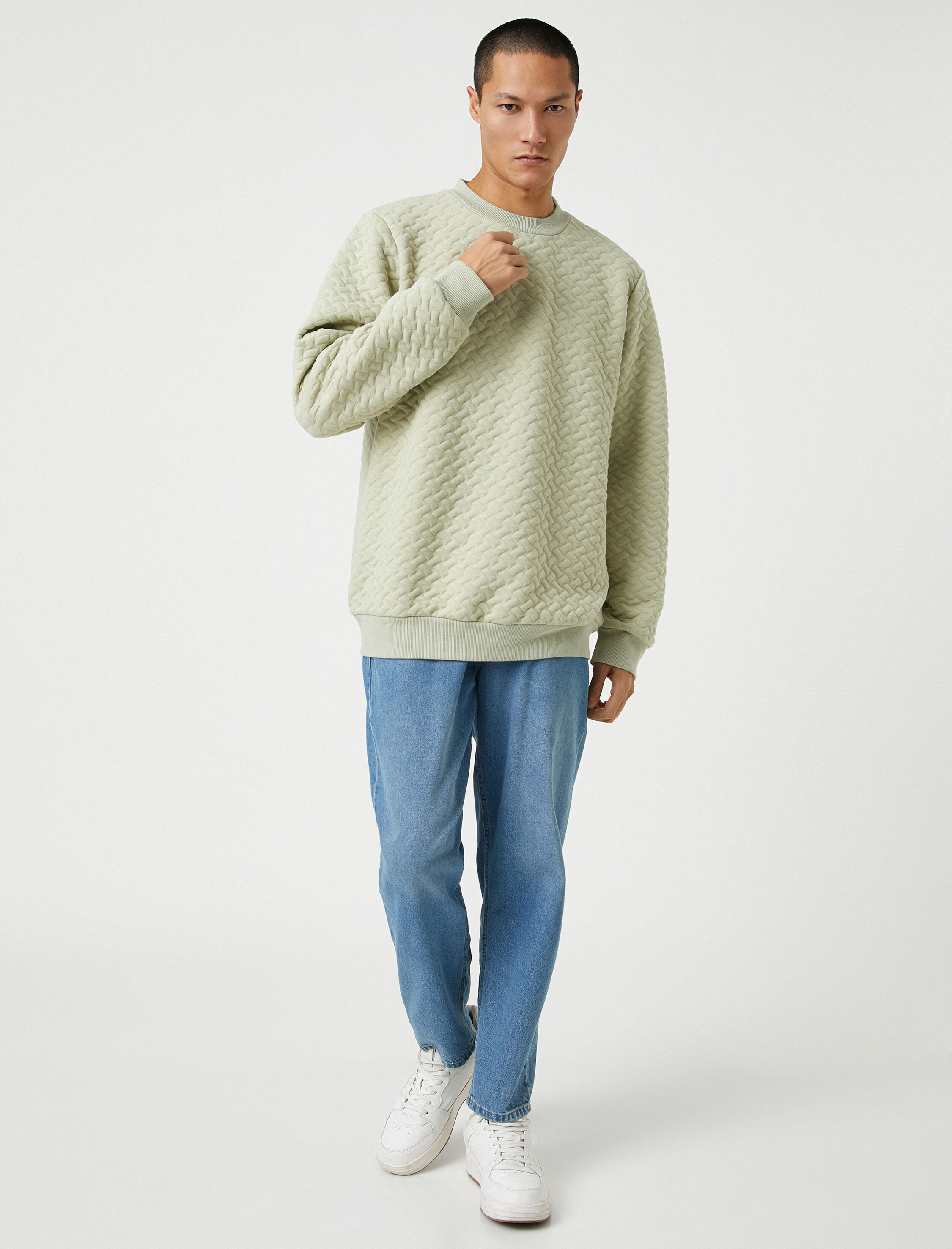   Basic Dokulu Sweatshirt Bisiklet Yaka Uzun Kollu