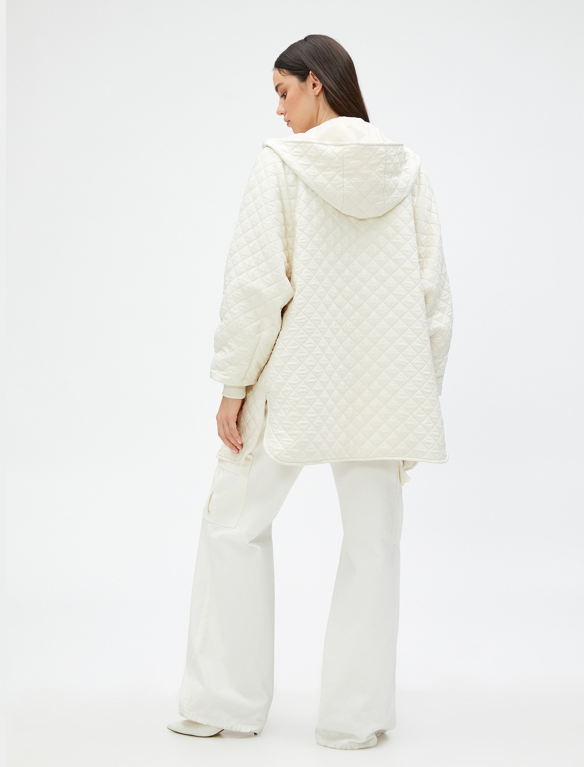   Oversize Yağmurluk Kapüşonlu Kapitoneli