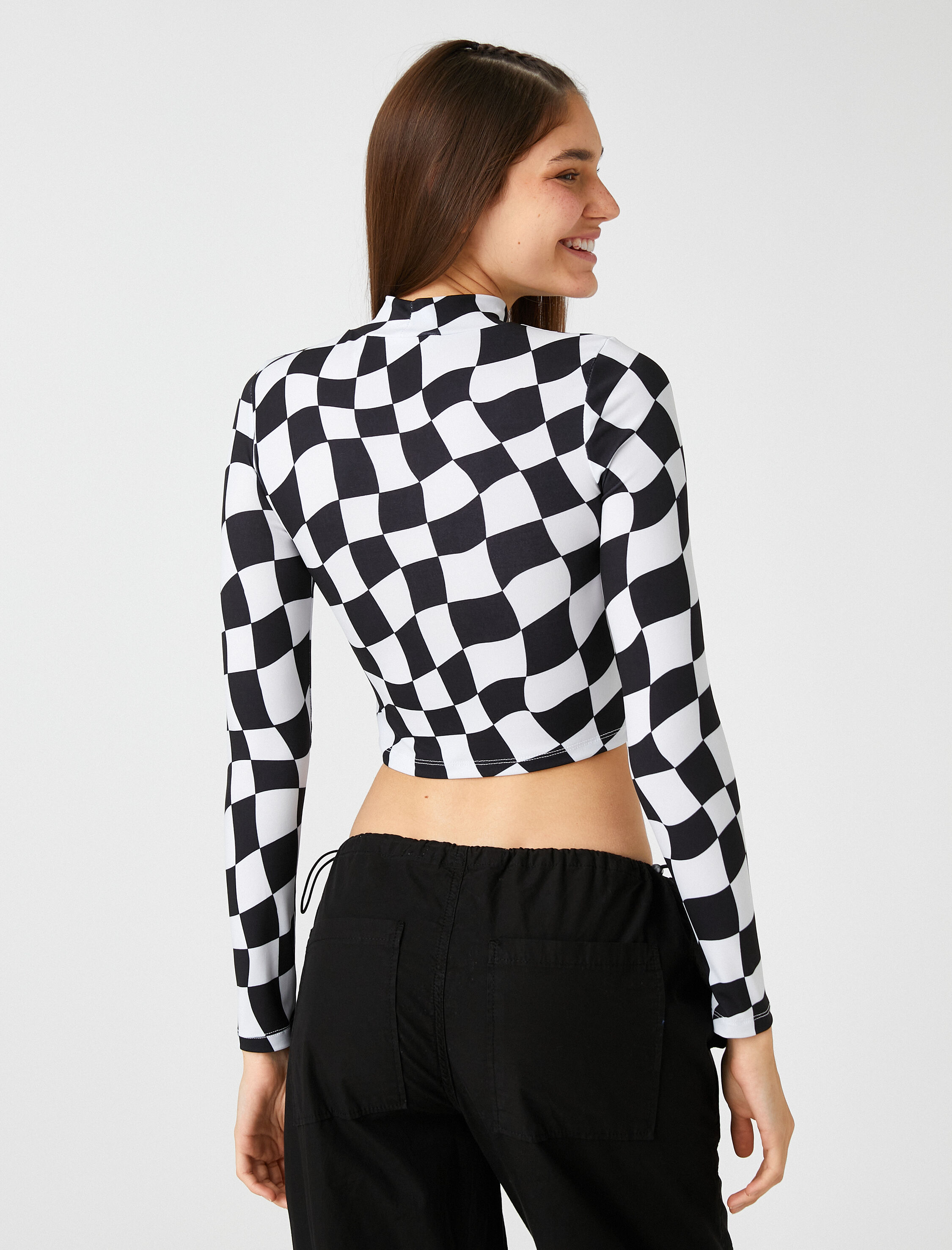   Uzun Kollu Tişört Crop Dik Yaka Damalı Baskılı