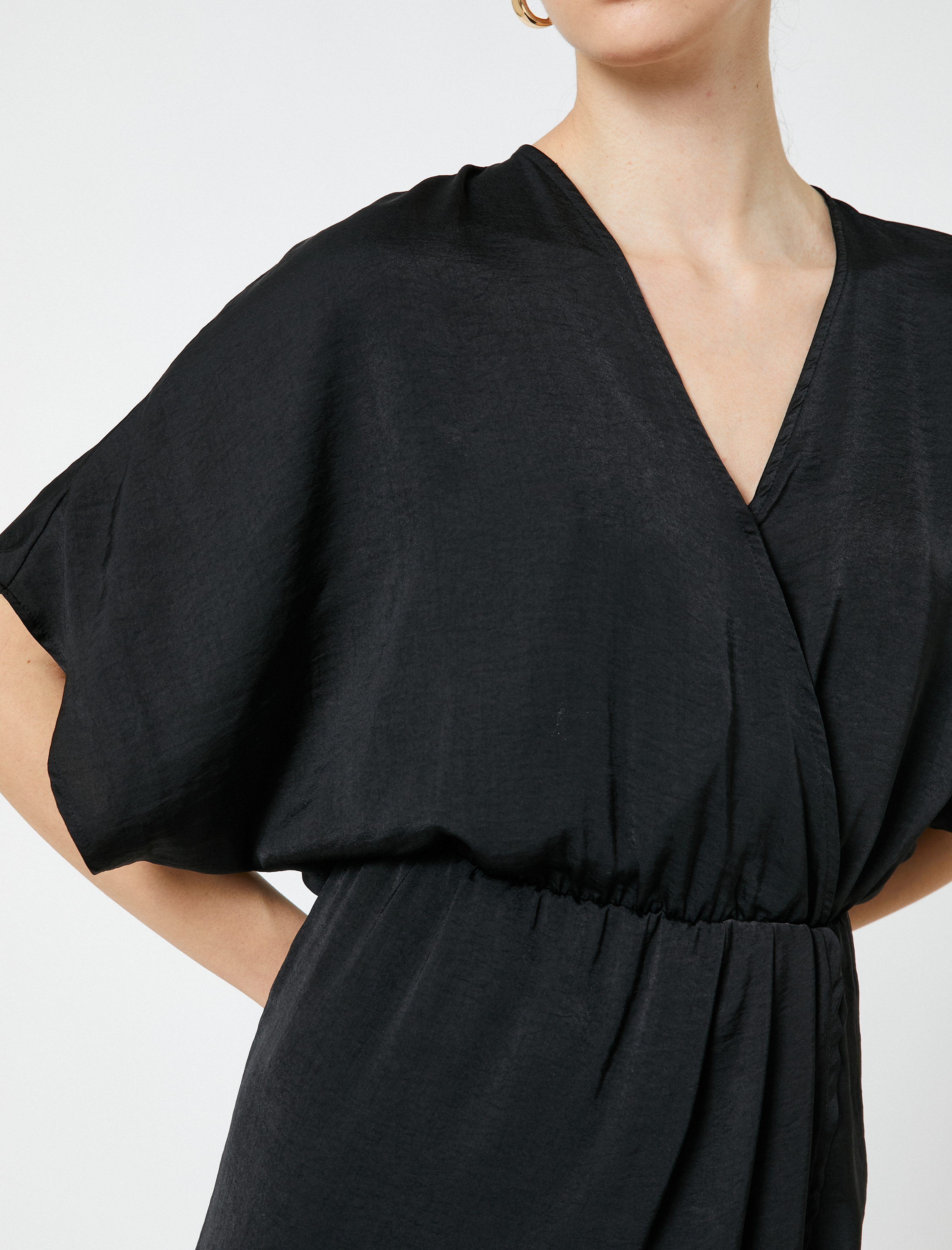   Mini Elbise Anvelop V Yaka Kısa Kollu