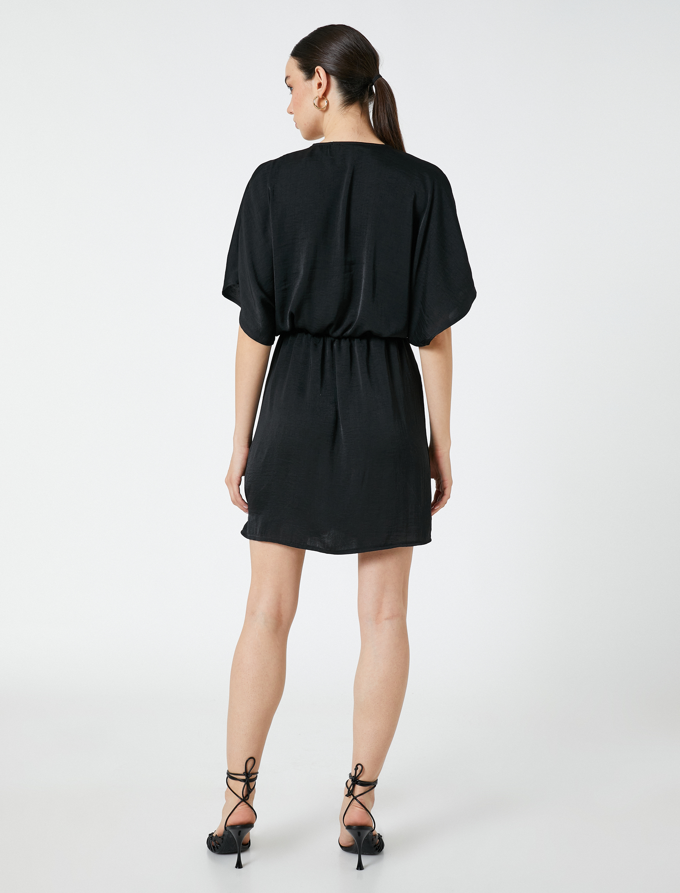   Mini Elbise Anvelop V Yaka Kısa Kollu