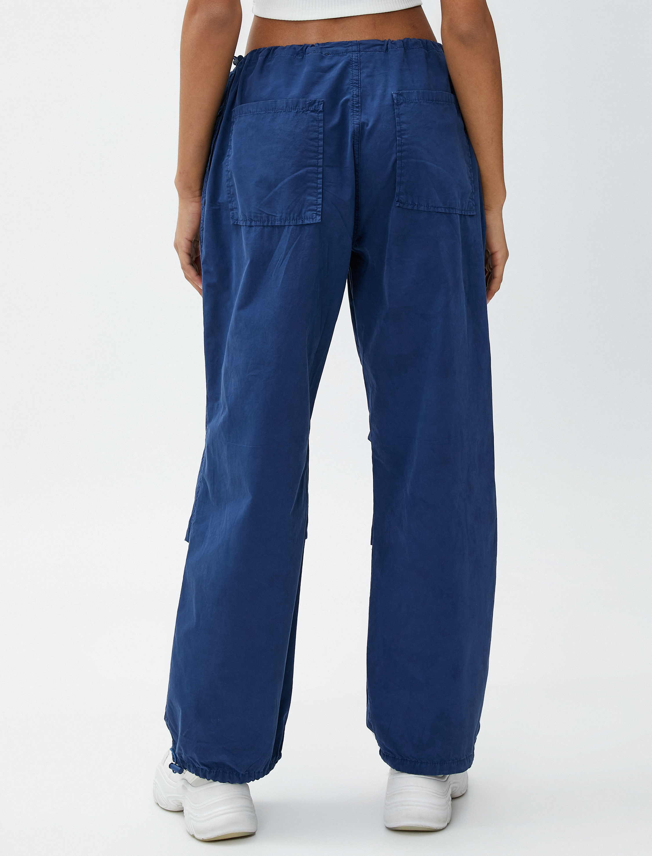   Paraşüt Pantolon Cep Detaylı Beli ve Paçası Lastikli