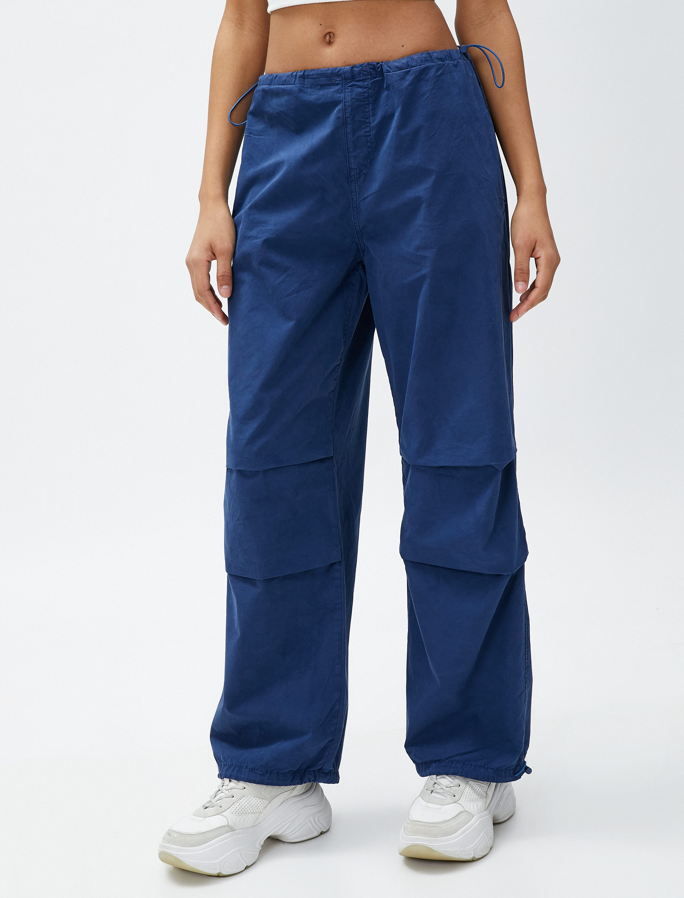   Paraşüt Pantolon Cep Detaylı Beli ve Paçası Lastikli