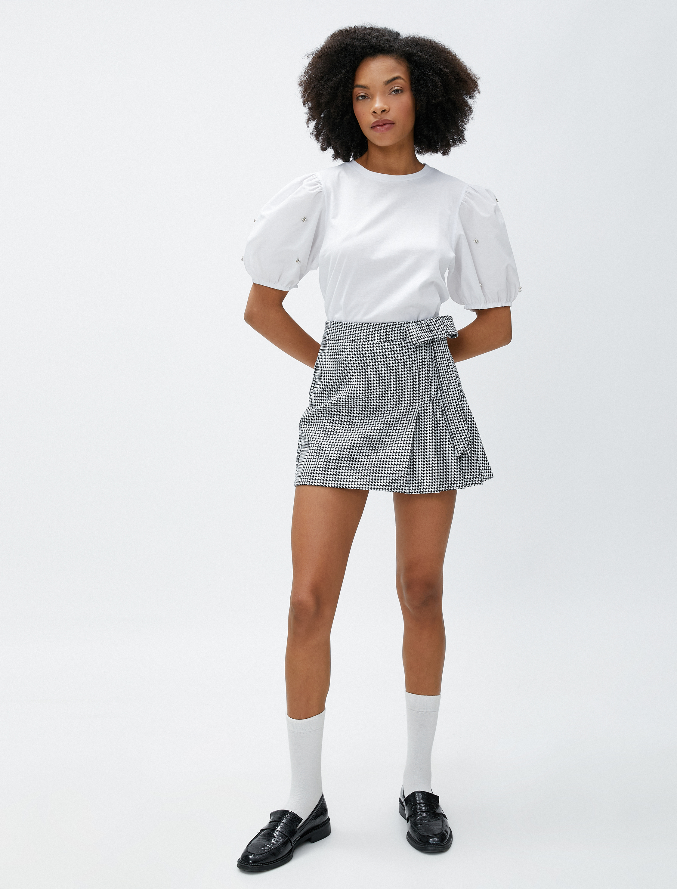   Balon Kollu Tişört Parlak Taş Detaylı Bisiklet Yaka Pamuklu