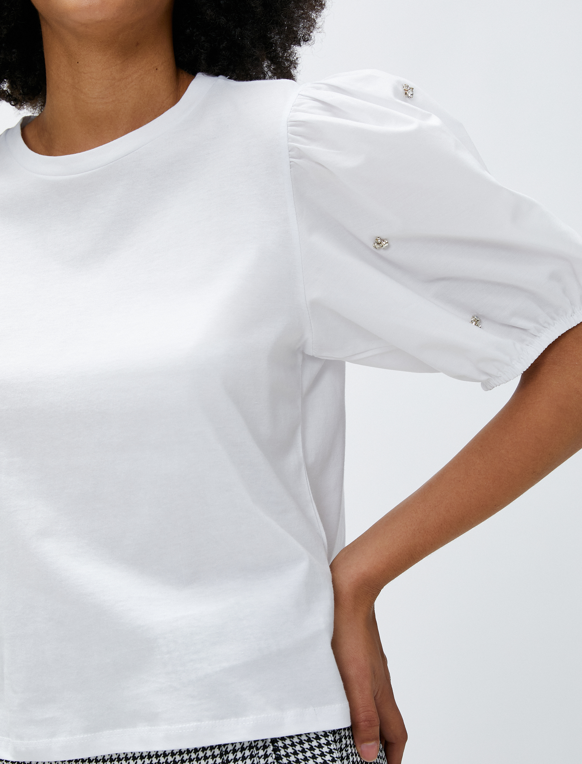   Balon Kollu Tişört Parlak Taş Detaylı Bisiklet Yaka Pamuklu