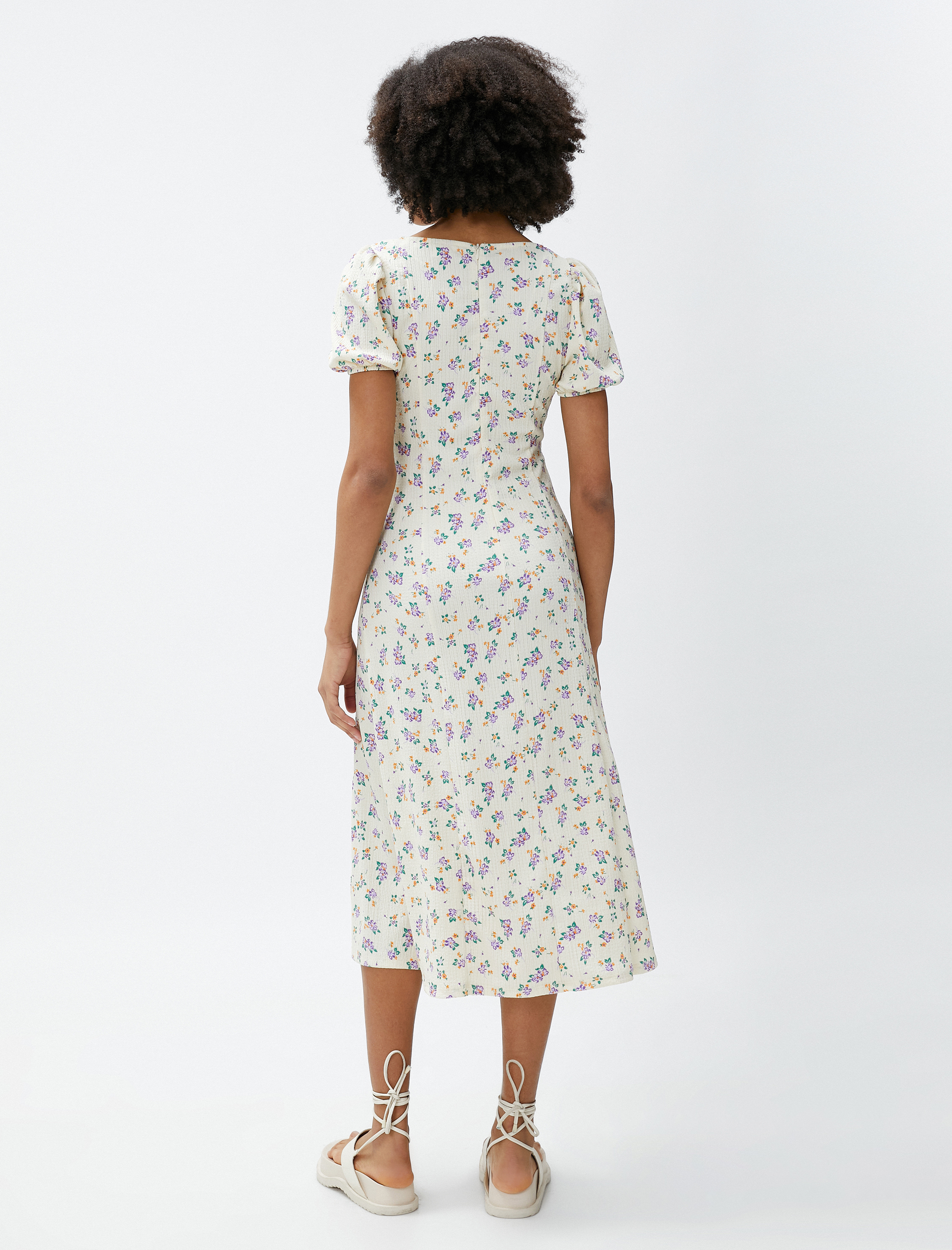   Çiçekli Elbise Midi Kalp Yaka Balon Kollu Yırtmaçlı Bürümcük