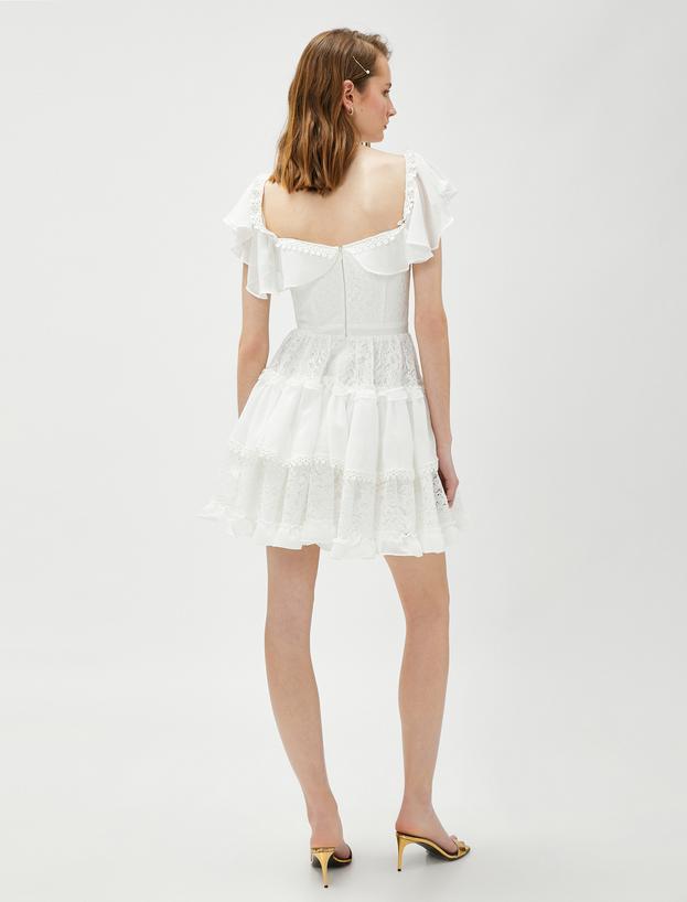   Bridal Katlı Mini Elbise Dantel Detaylı