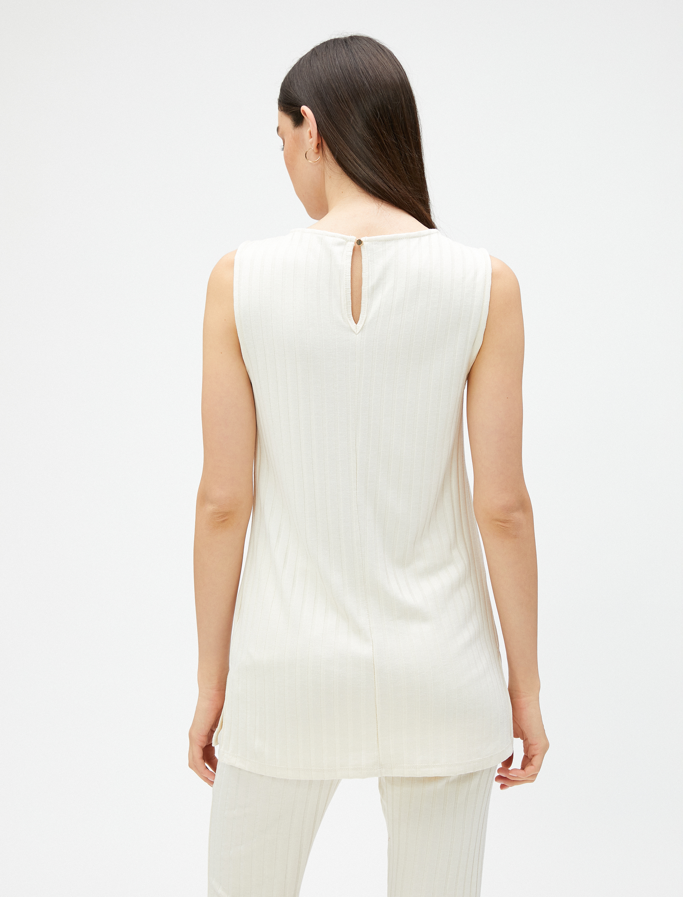 Kolsuz Tunik Bisiklet Yaka Dar Kesim