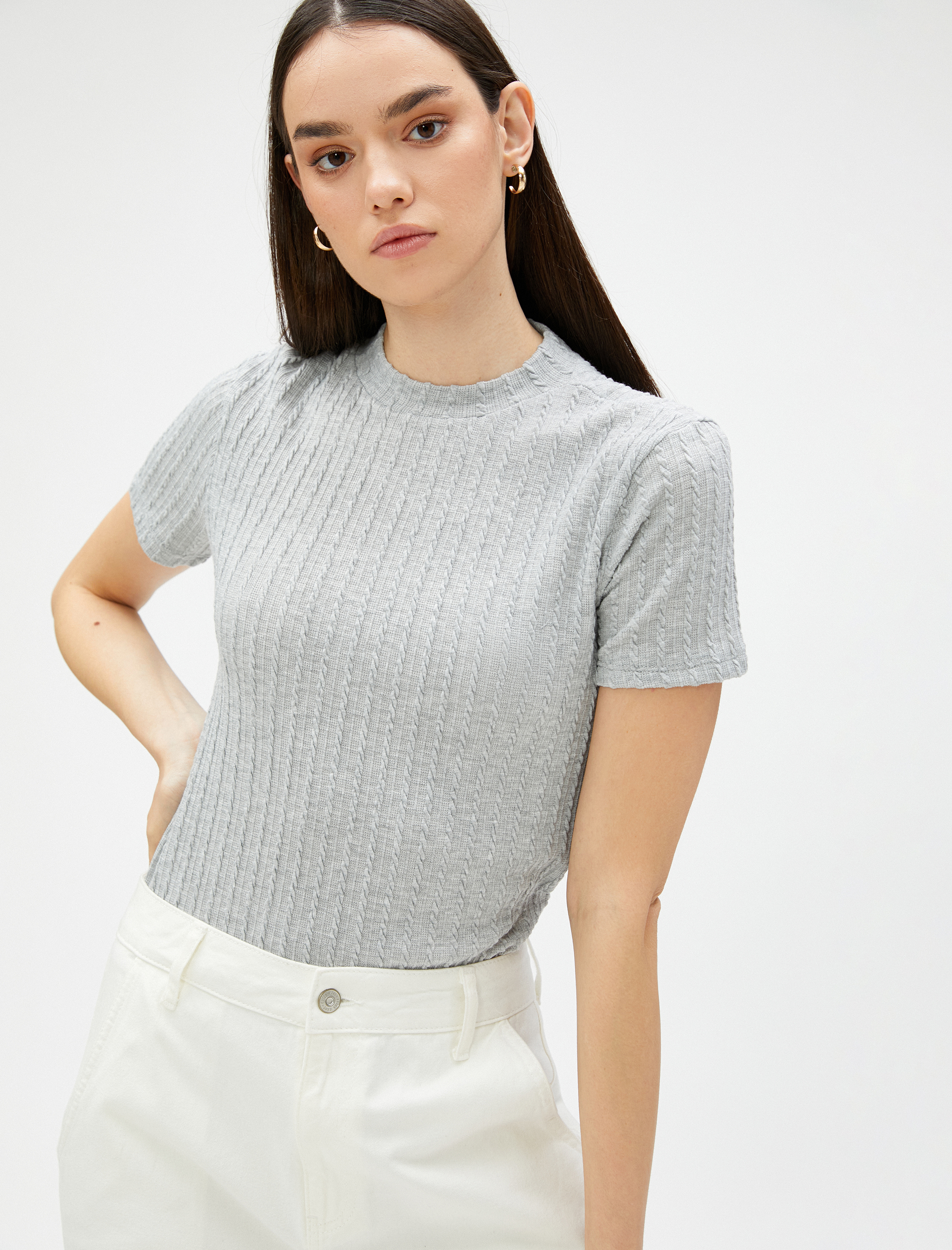   Kısa Kollu Tişört Örgü Motifli Dik Yaka