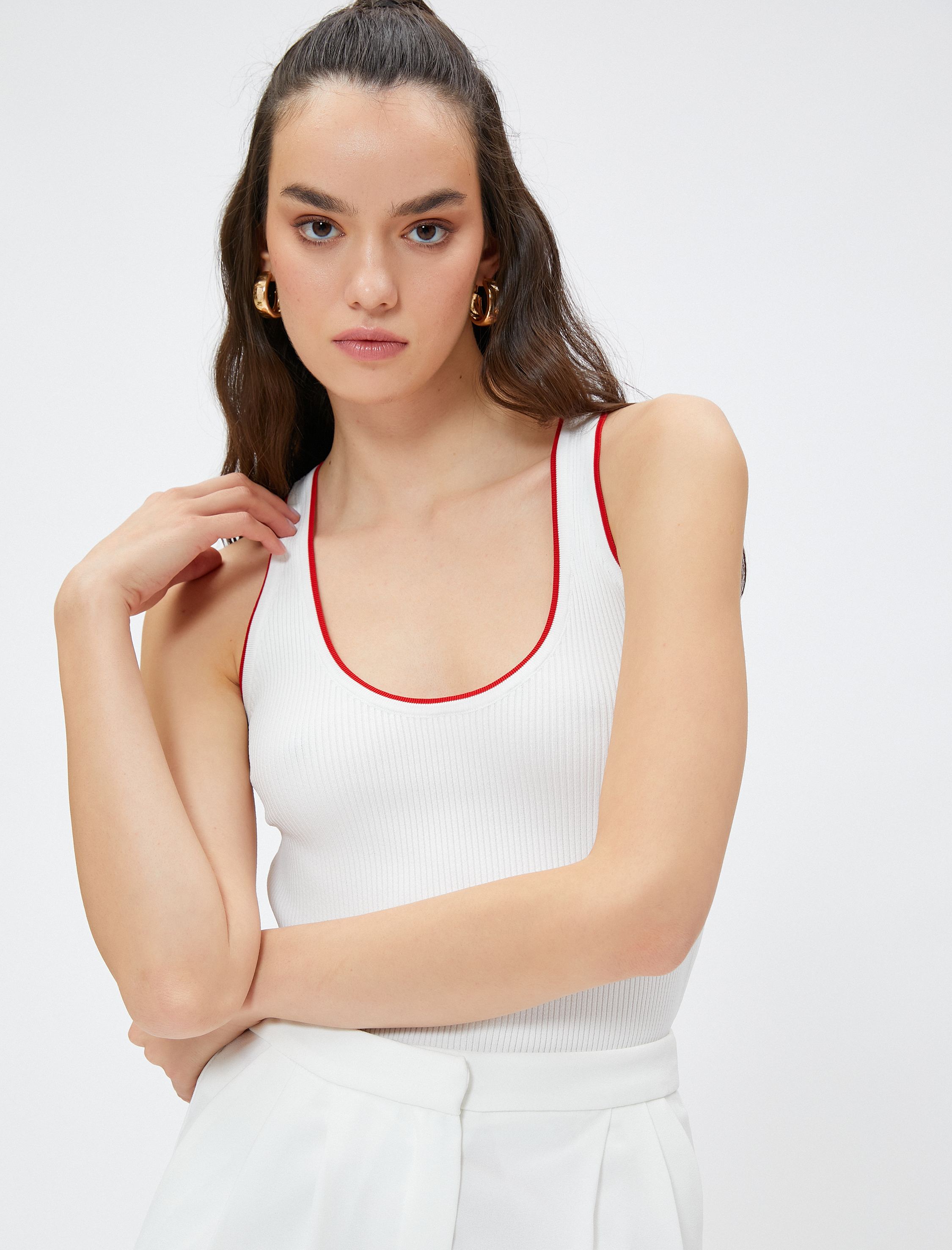   Ribanalı U Yaka Atlet - 100. Yıla Özel