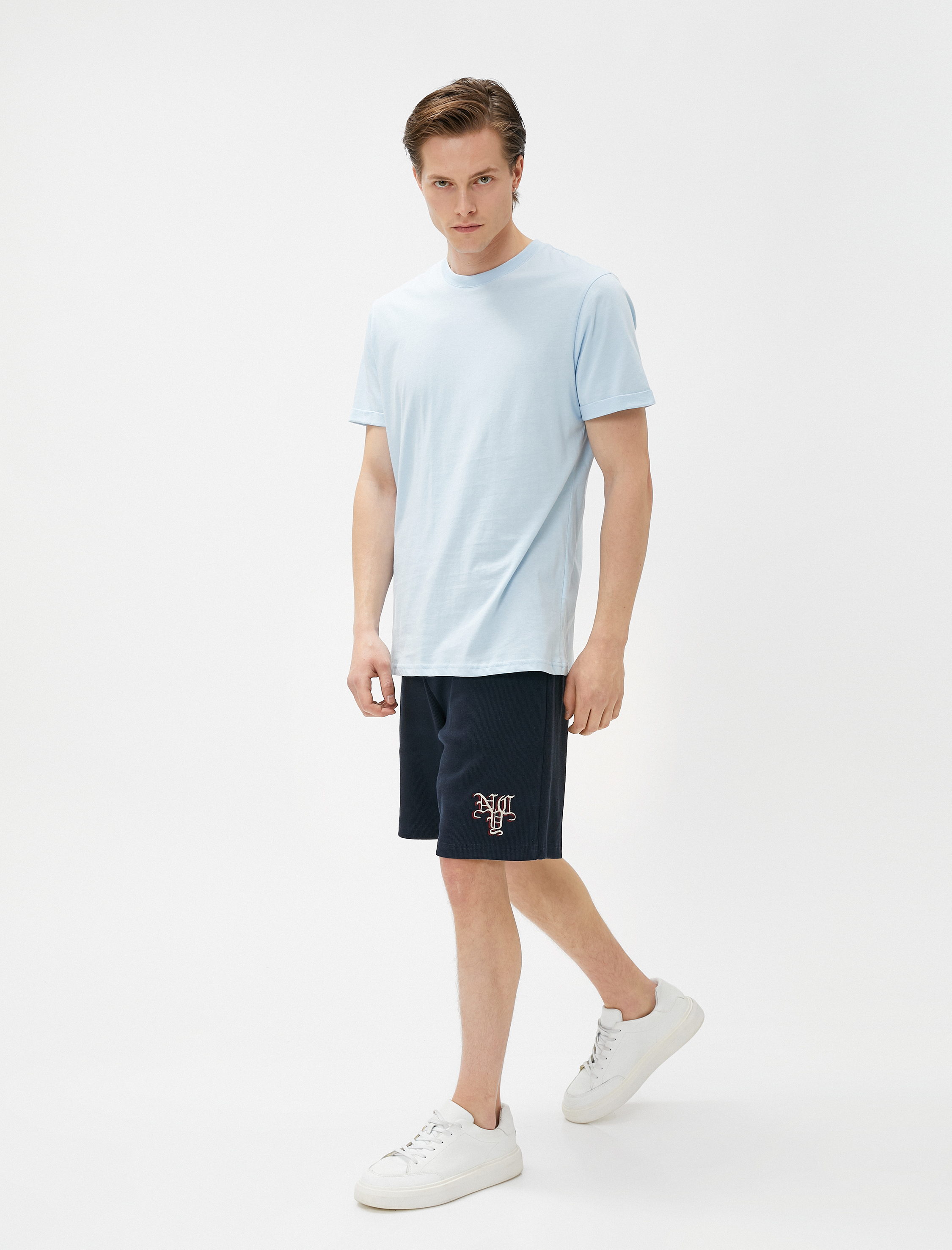   Şort Beli Bağlamalı Cepli Pamuklu Baskı Detaylı