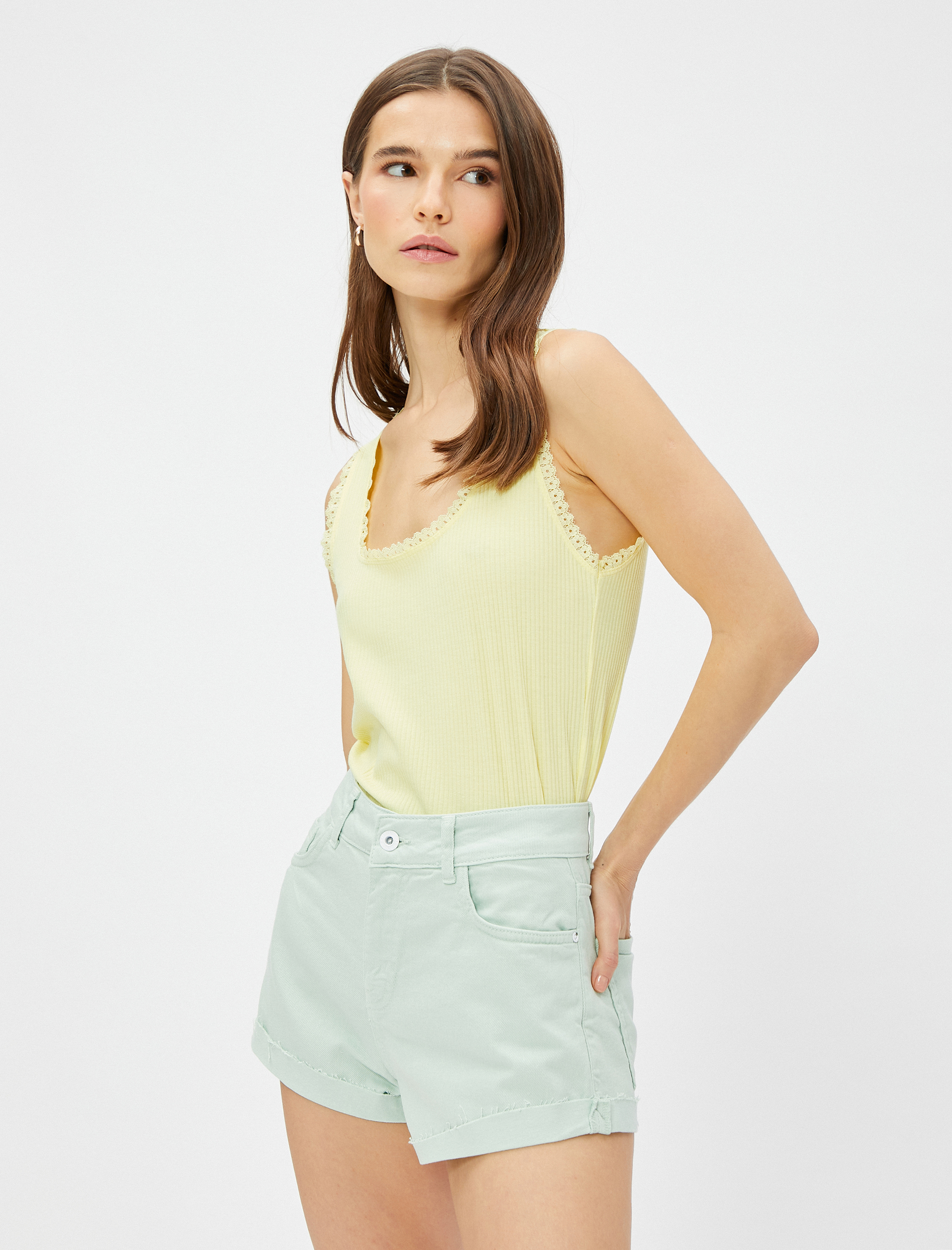   Fitilli Atlet Kalın Askılı Dantel Detaylı