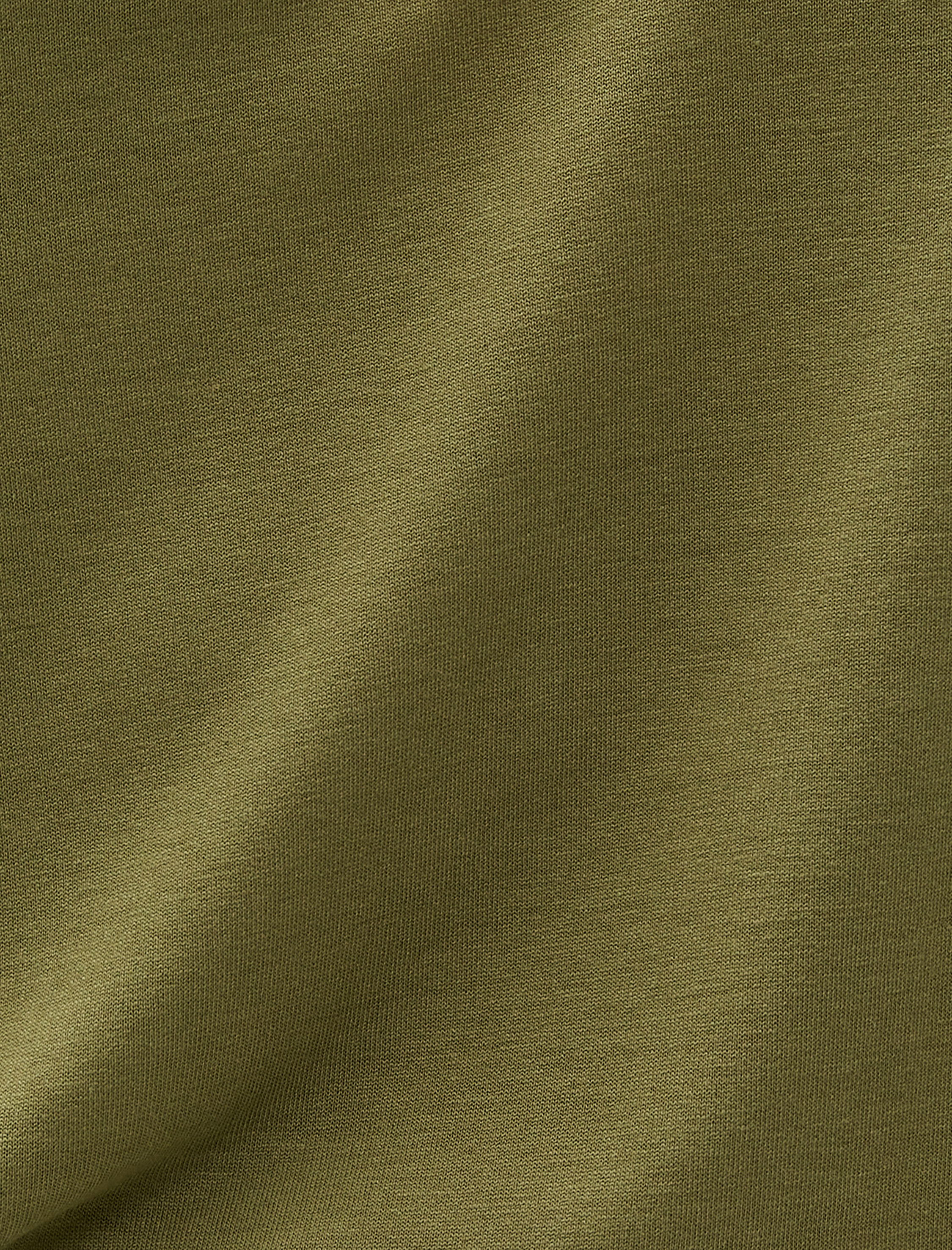   V Yaka Basic Tişört Yırtmaç Detaylı