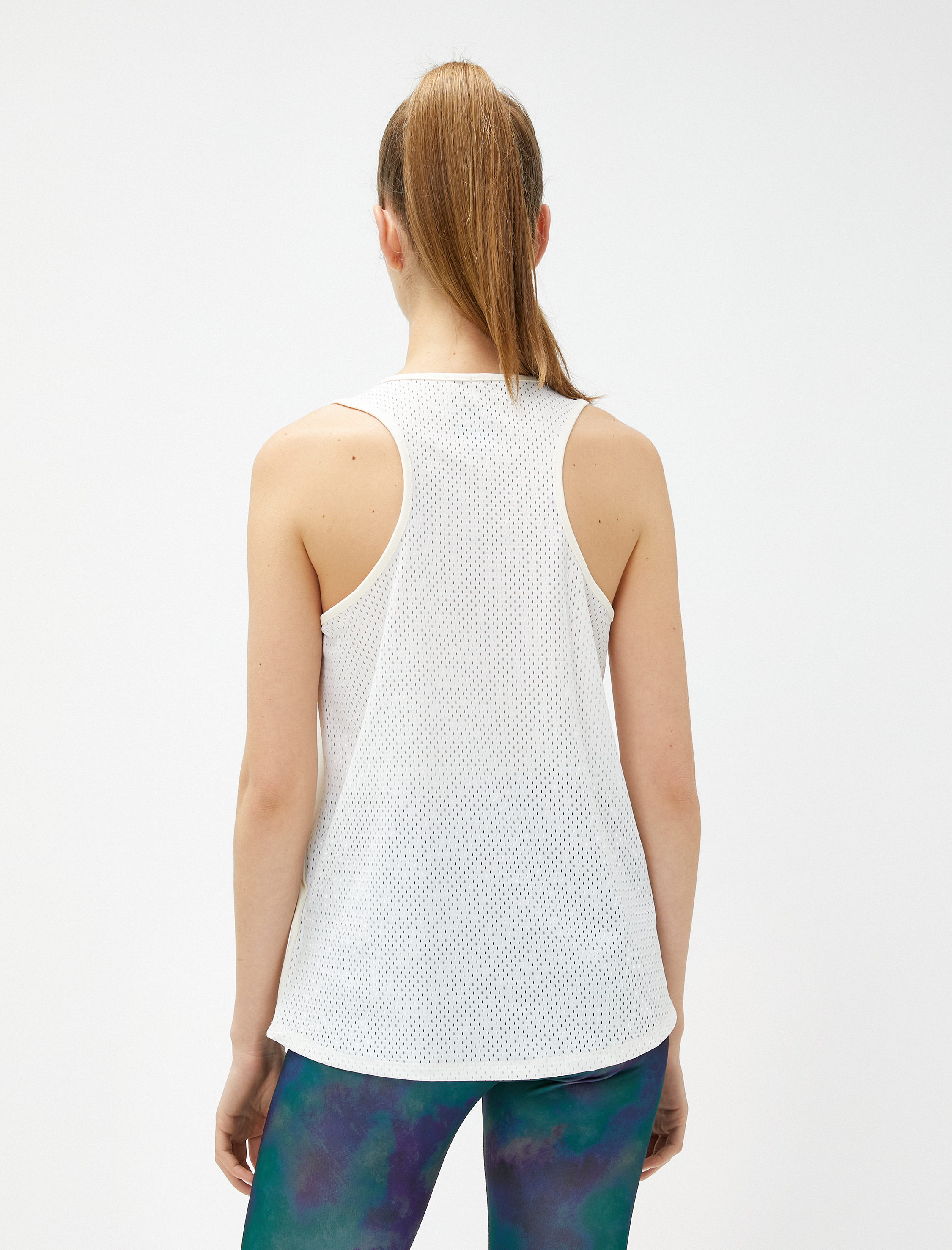Koton Ebru Şallı Loves Koton Sport - Halter Yaka File Kumaş Detaylı Spor Atlet. 4 Koton Ebru Şallı Loves Koton Sport - Halter Yaka File Kumaş Detaylı Spor Atlet. 4