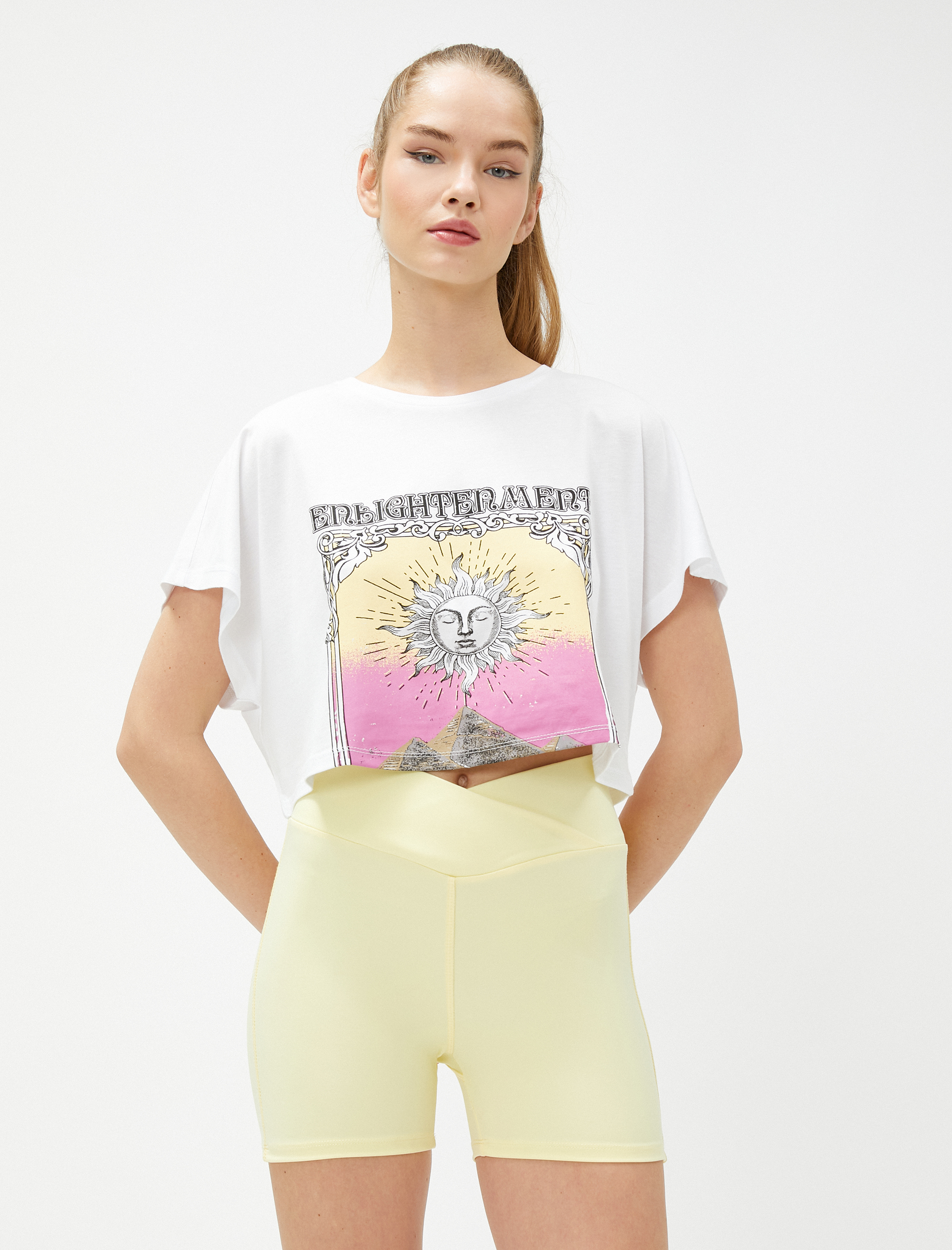 Koton Crop Relax Fit Yoga Tişörtü Modal Karışımlı. 3