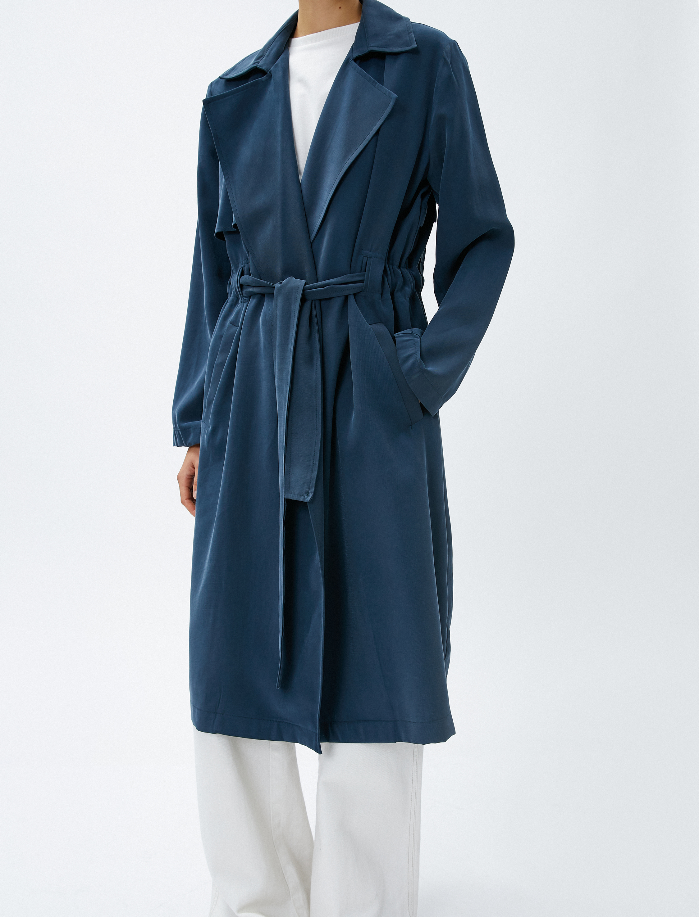   Dökümlü Kruvaze Trençkot Kemerli