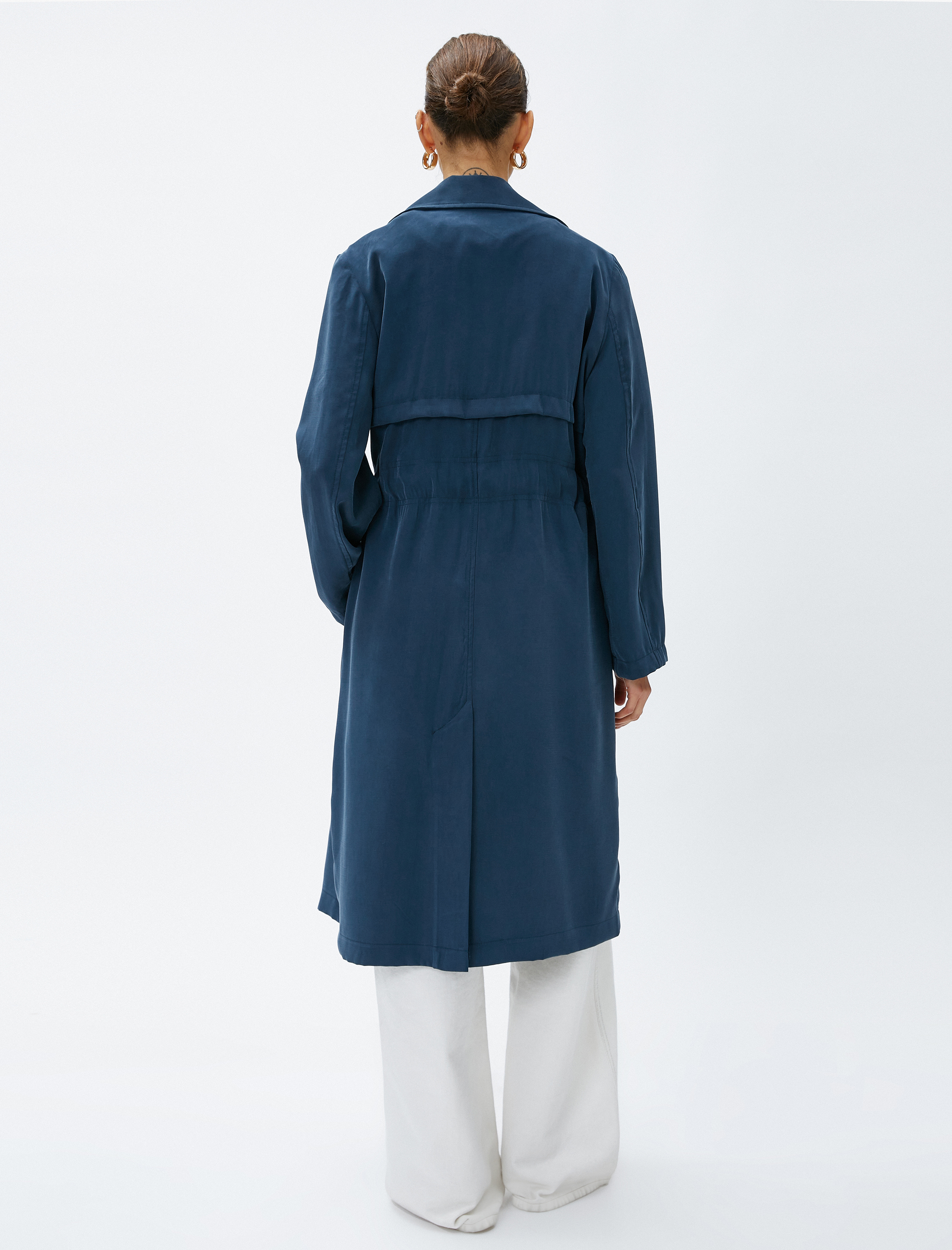   Dökümlü Kruvaze Trençkot Kemerli