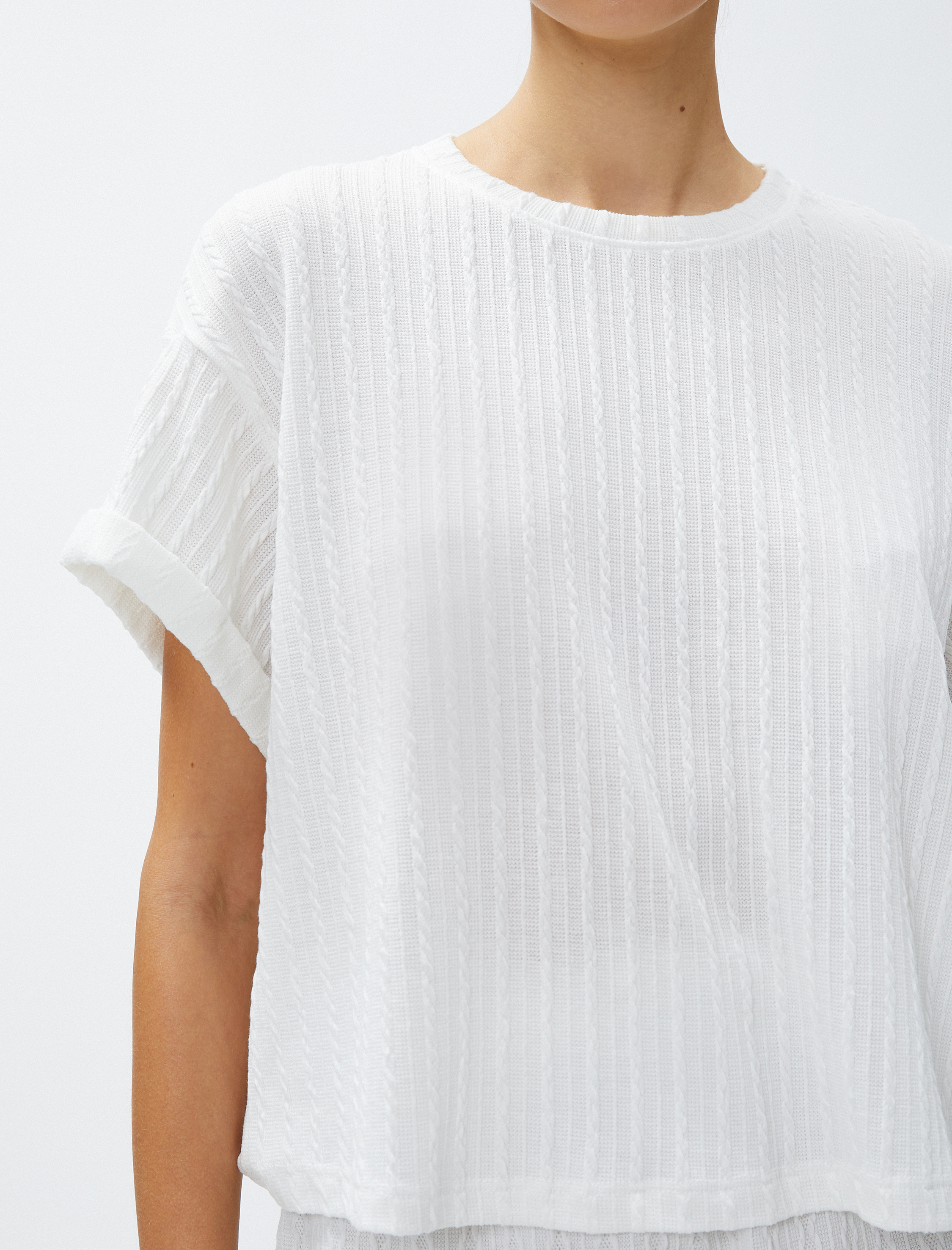   Crop Tişört Kısa Kollu Örgü Motifli