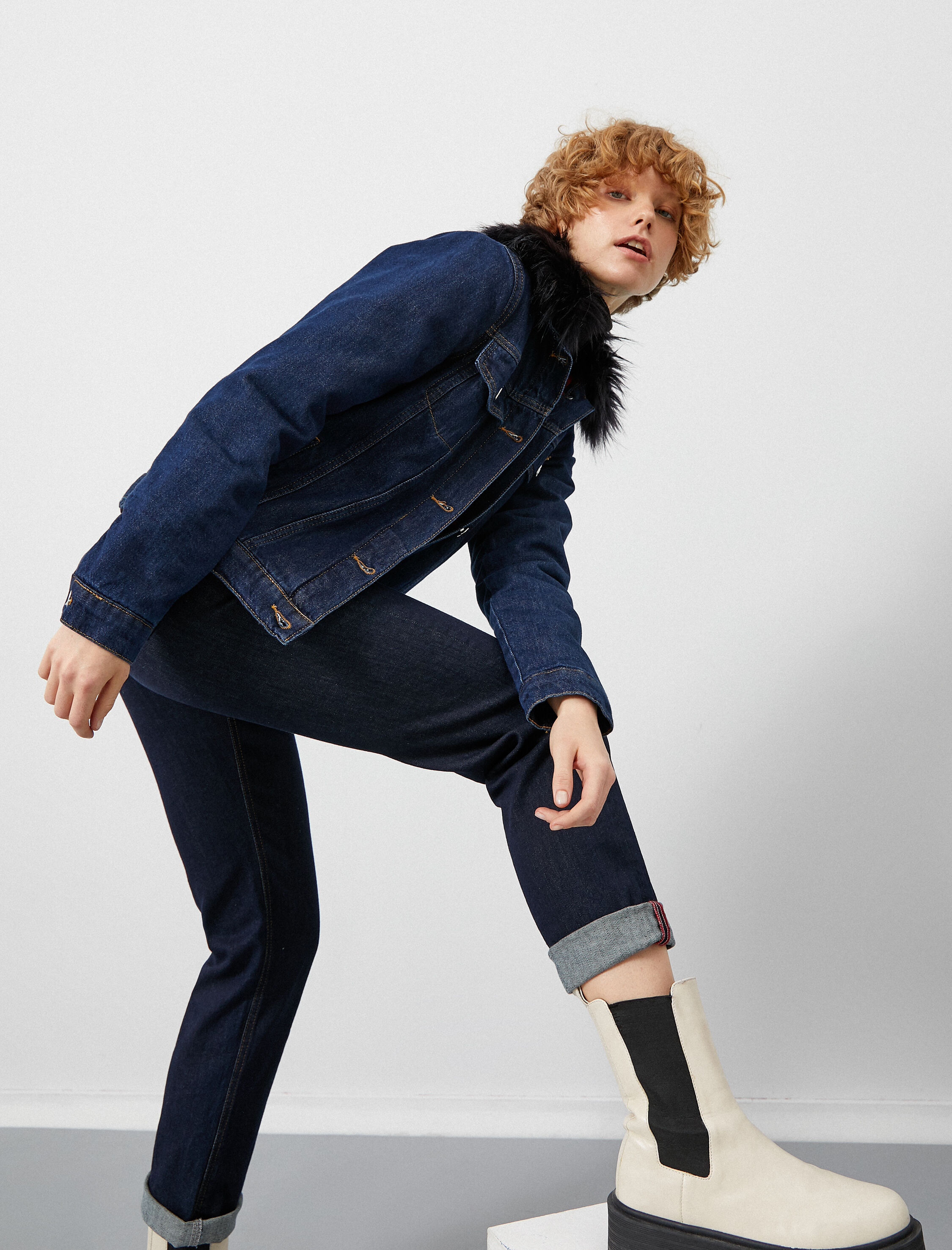   Yakası Kürklü Jean Ceket