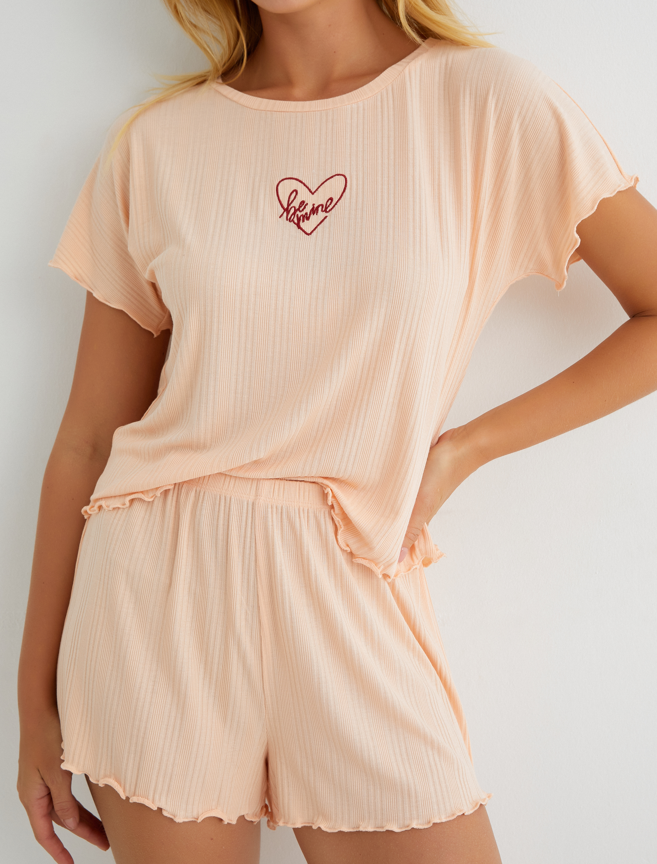 Şortlu Pijama Takımı Modal Kısa Kollu Slogan İşlemeli Dokulu