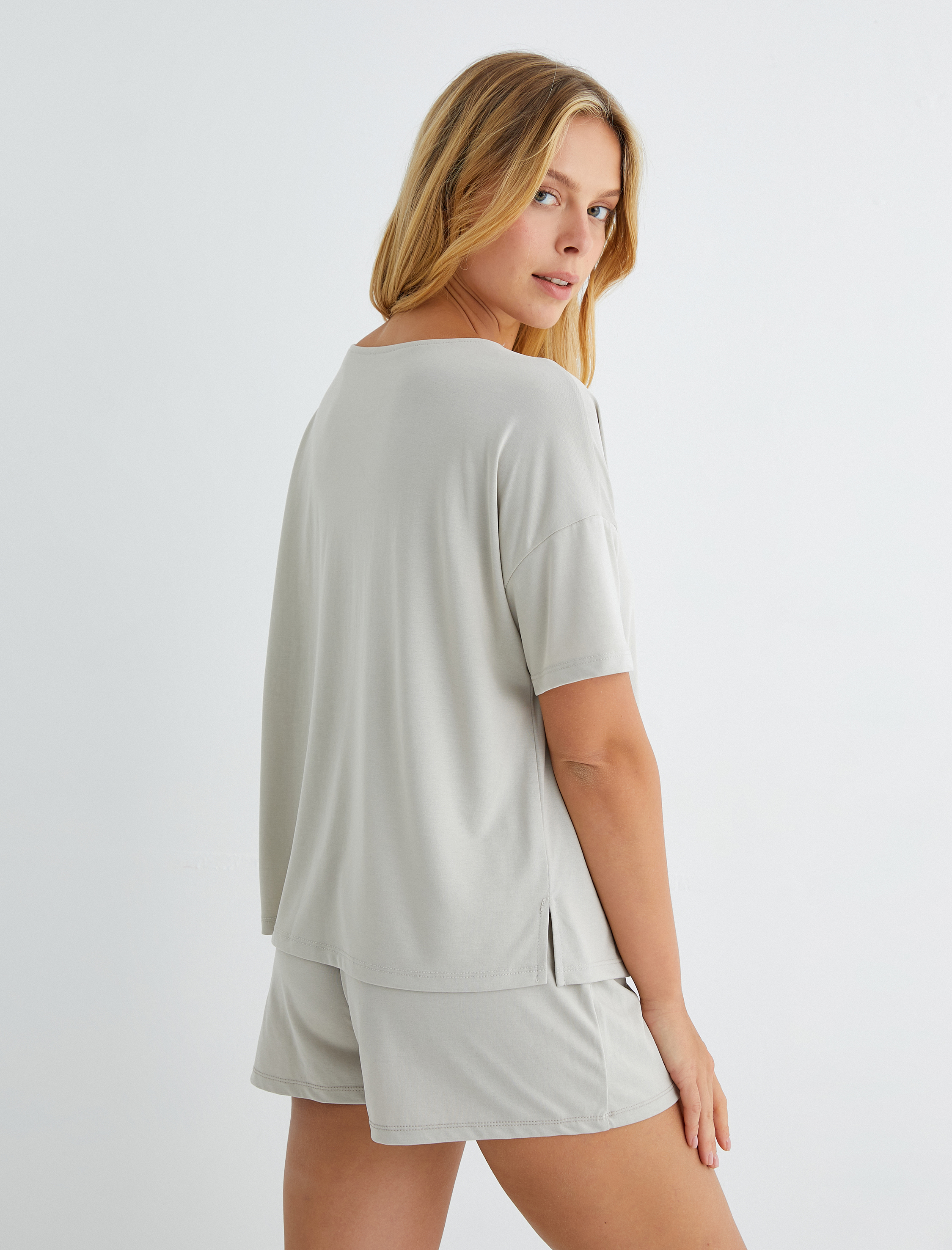   Kısa Kollu Pijama Üstü Bisiklet Yaka Modal Karışımlı