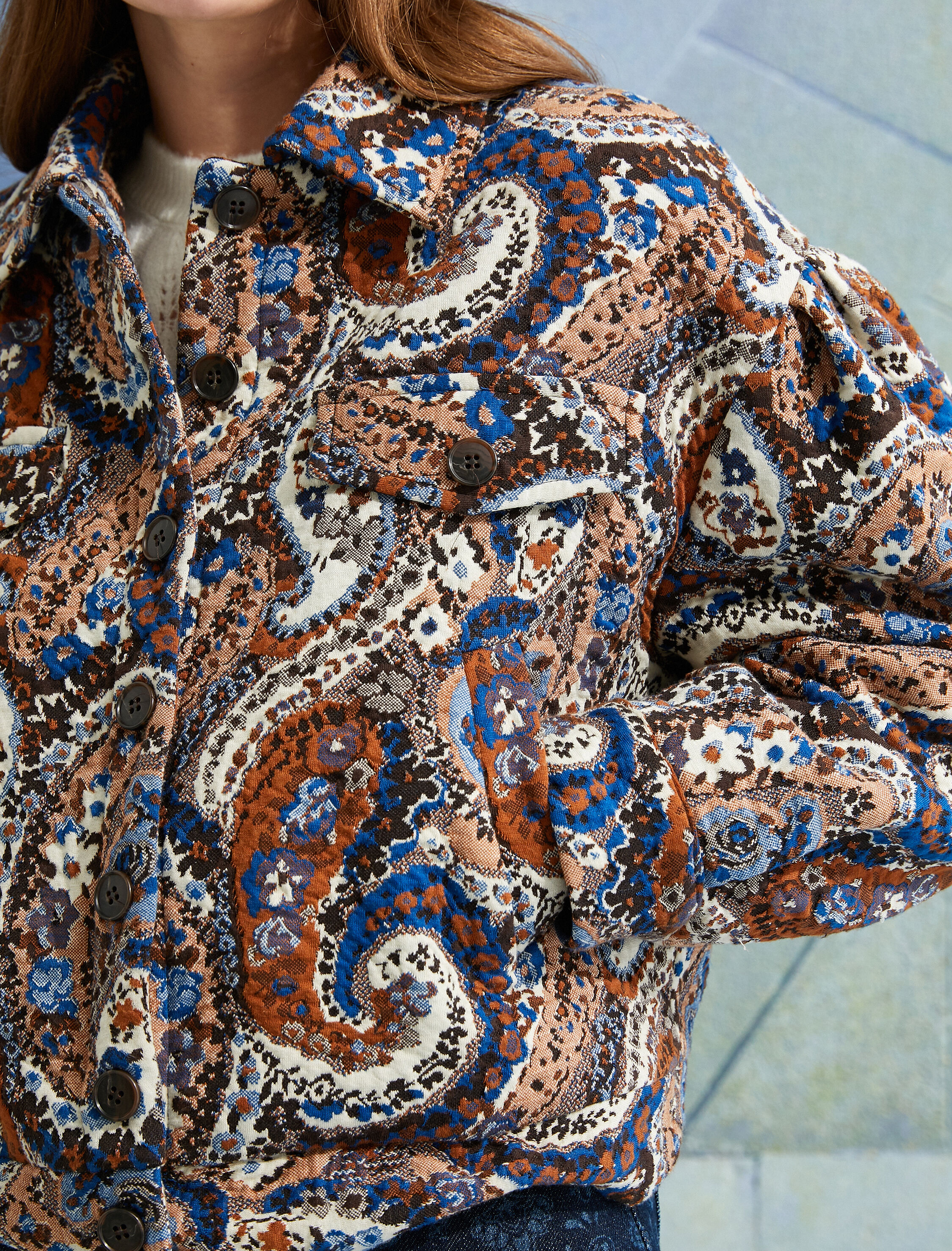   Etnik Desenli Katlı Yaka Kısa Ceket