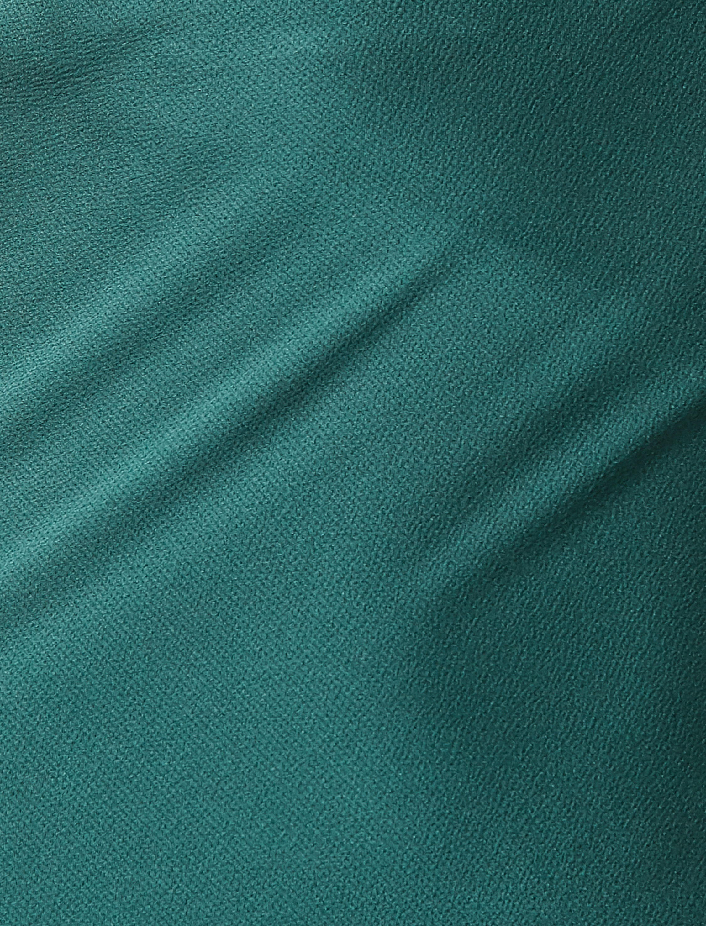   Degaje Yaka İnce Askılı Saten Midi Elbise