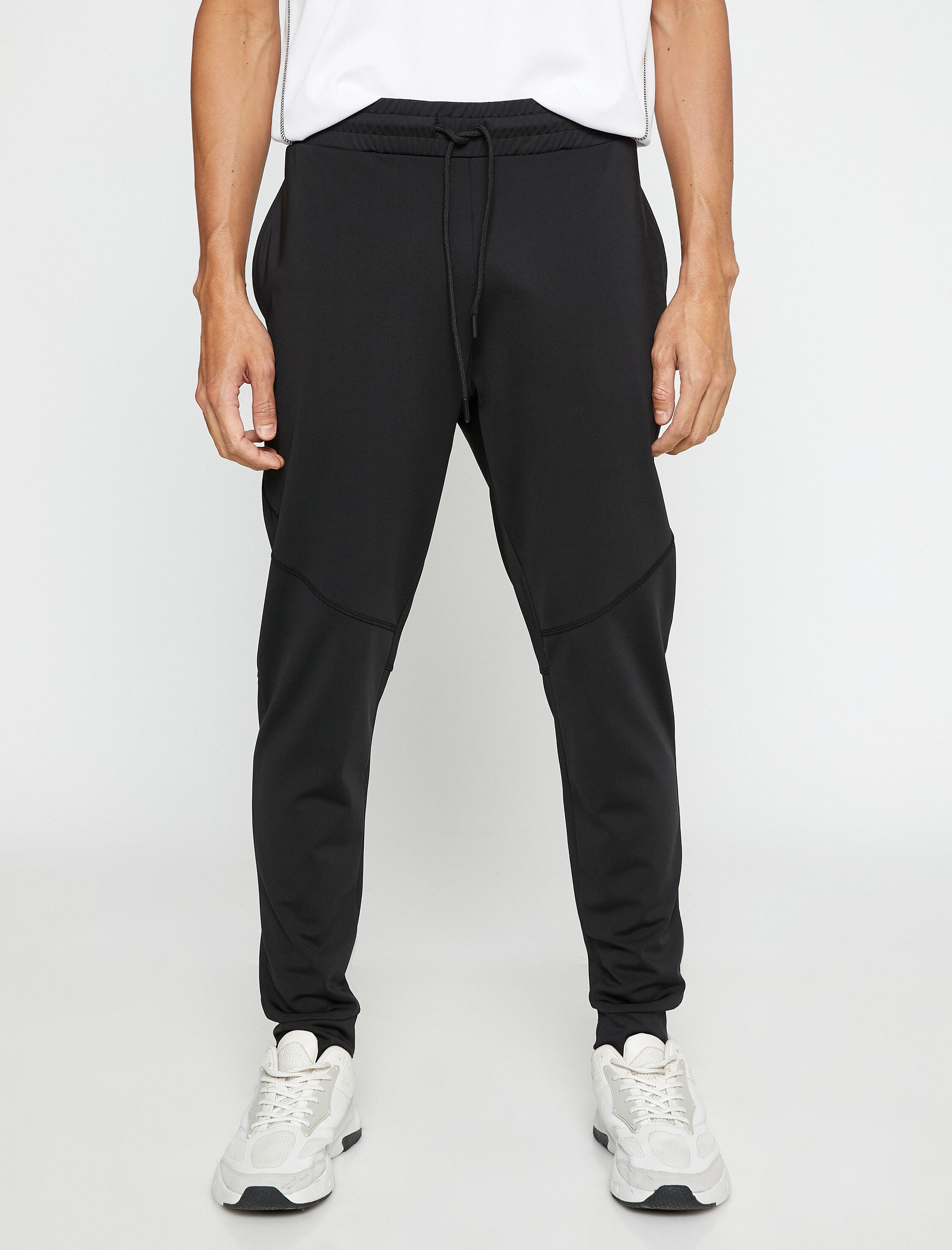   Spor Eşofman Altı Beli Bağcıklı Dikiş Detaylı Slogan Baskılı