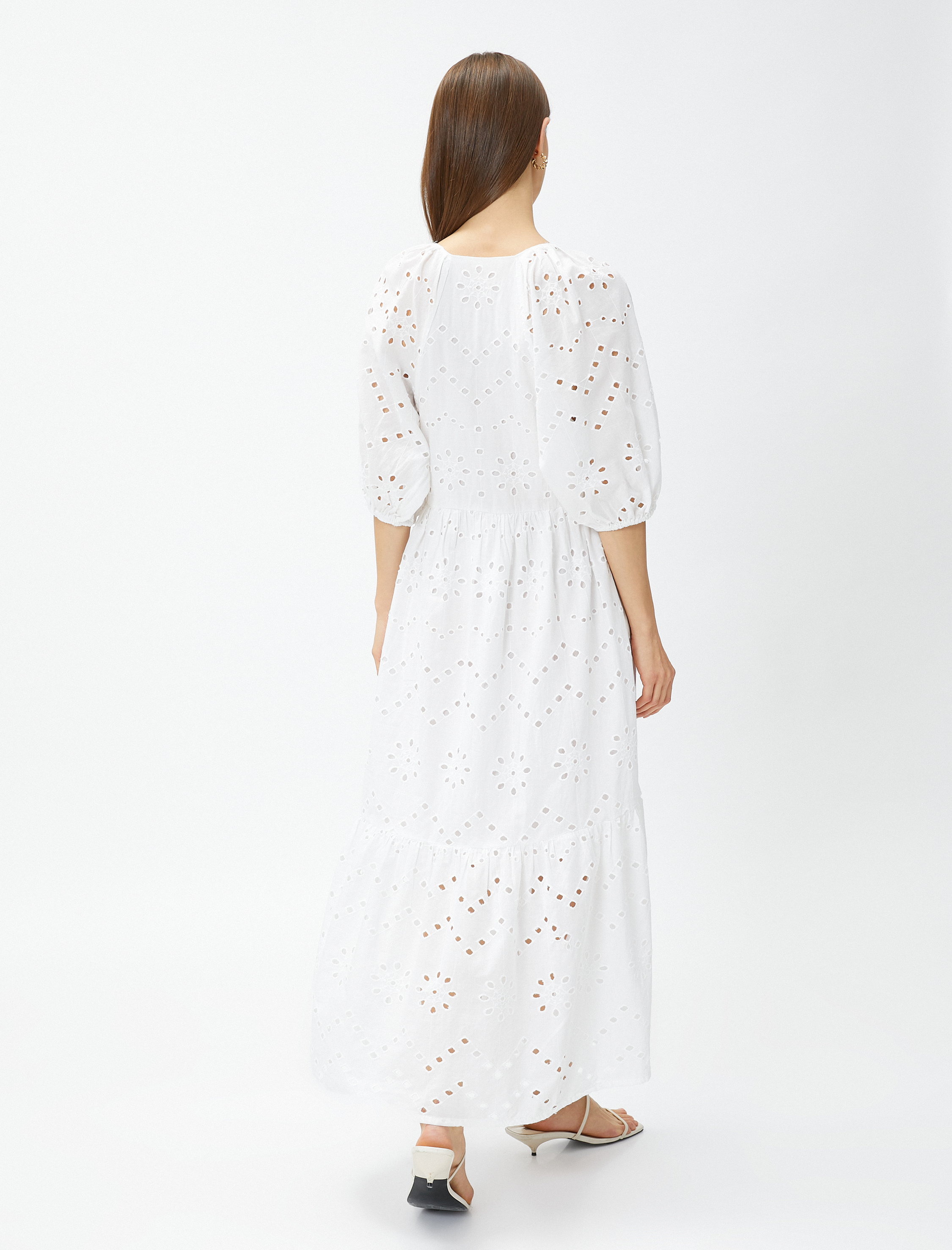   Uzun Yazlık Elbise V Yaka Brodeli