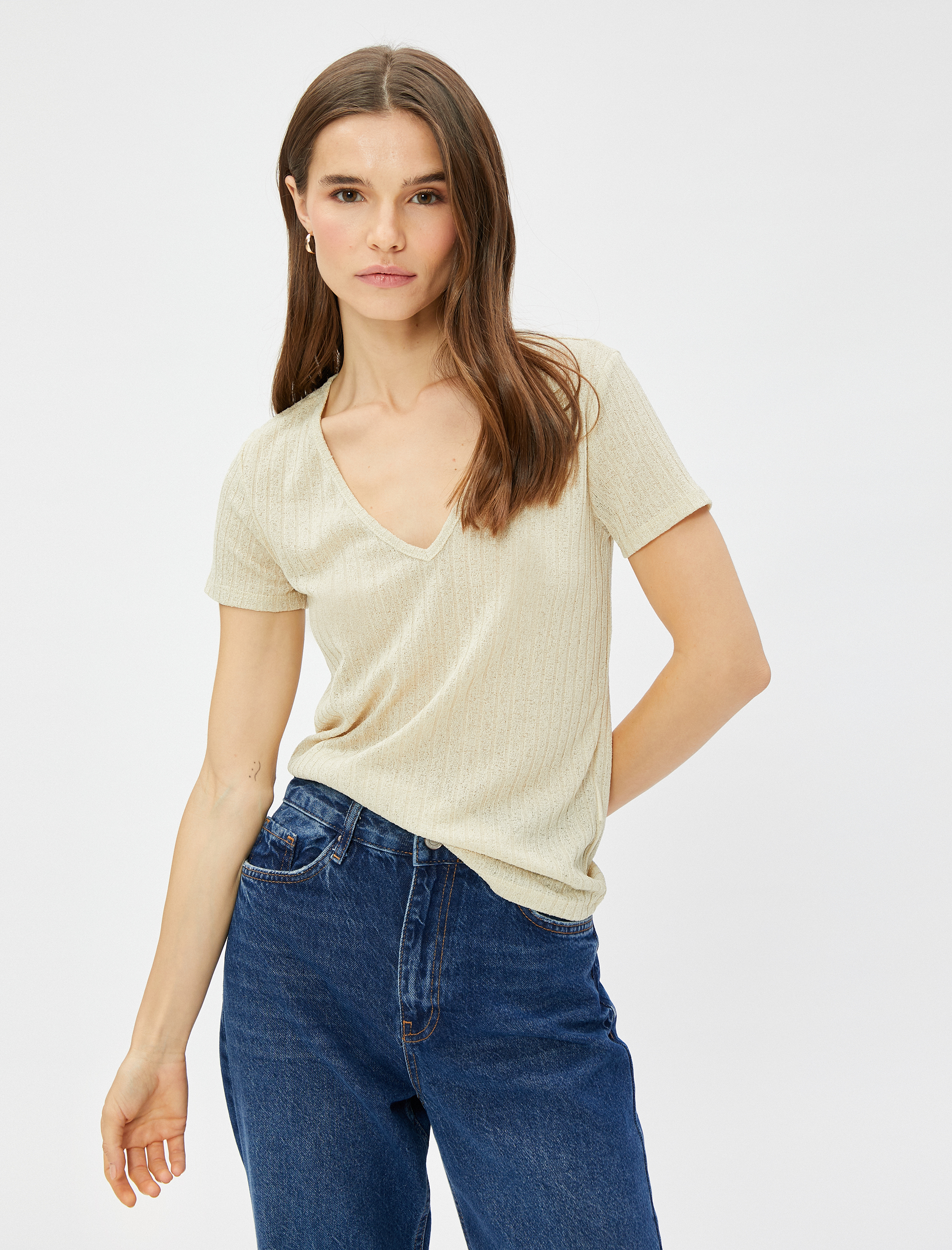   V Yaka Tişört Slim Fit