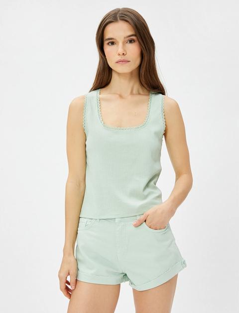  Aslıhan Malbora X Koton