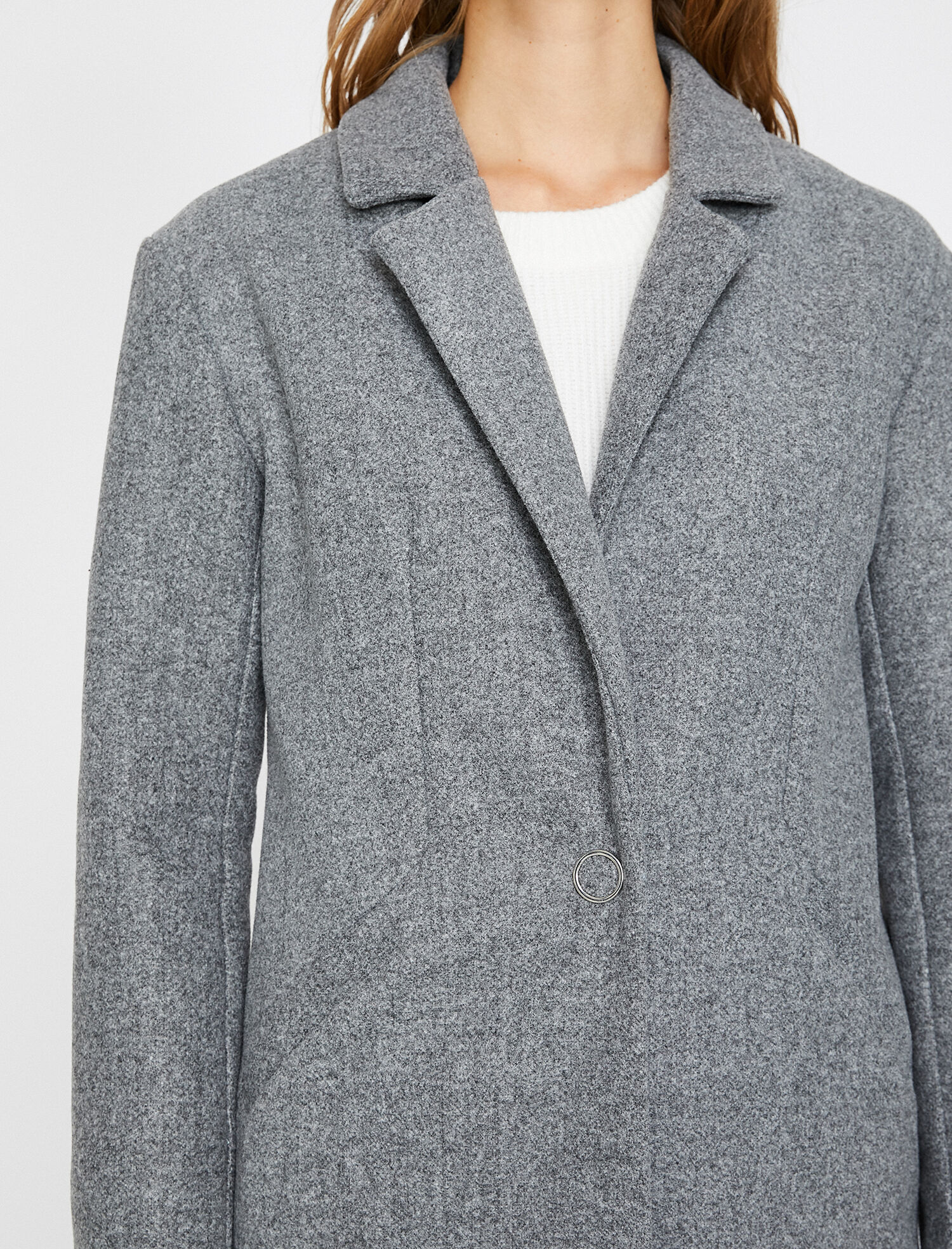   Düğme Detaylı Kaban