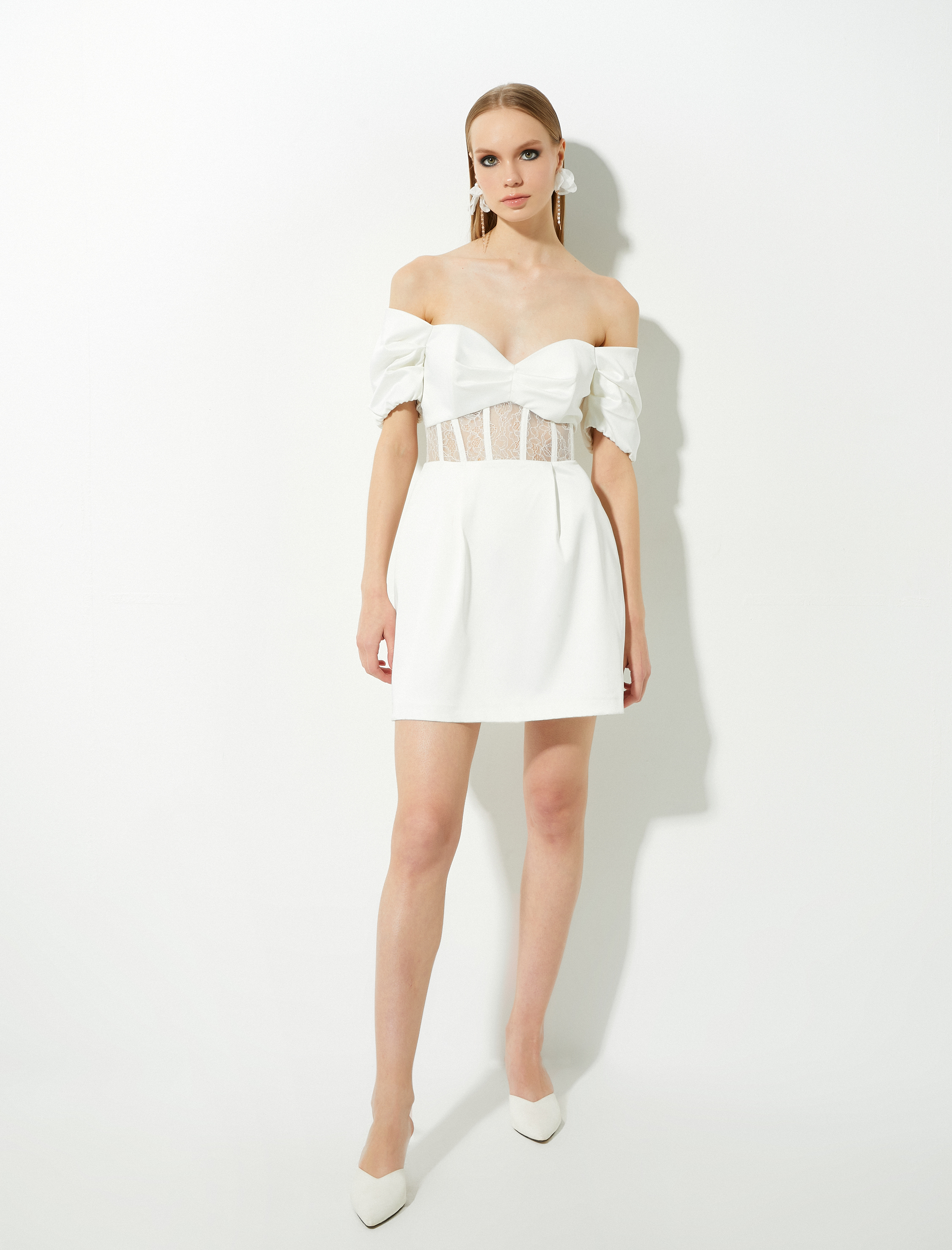 Koton Bridal Mini Elbise Omzu Açık Korse Detaylı. 3