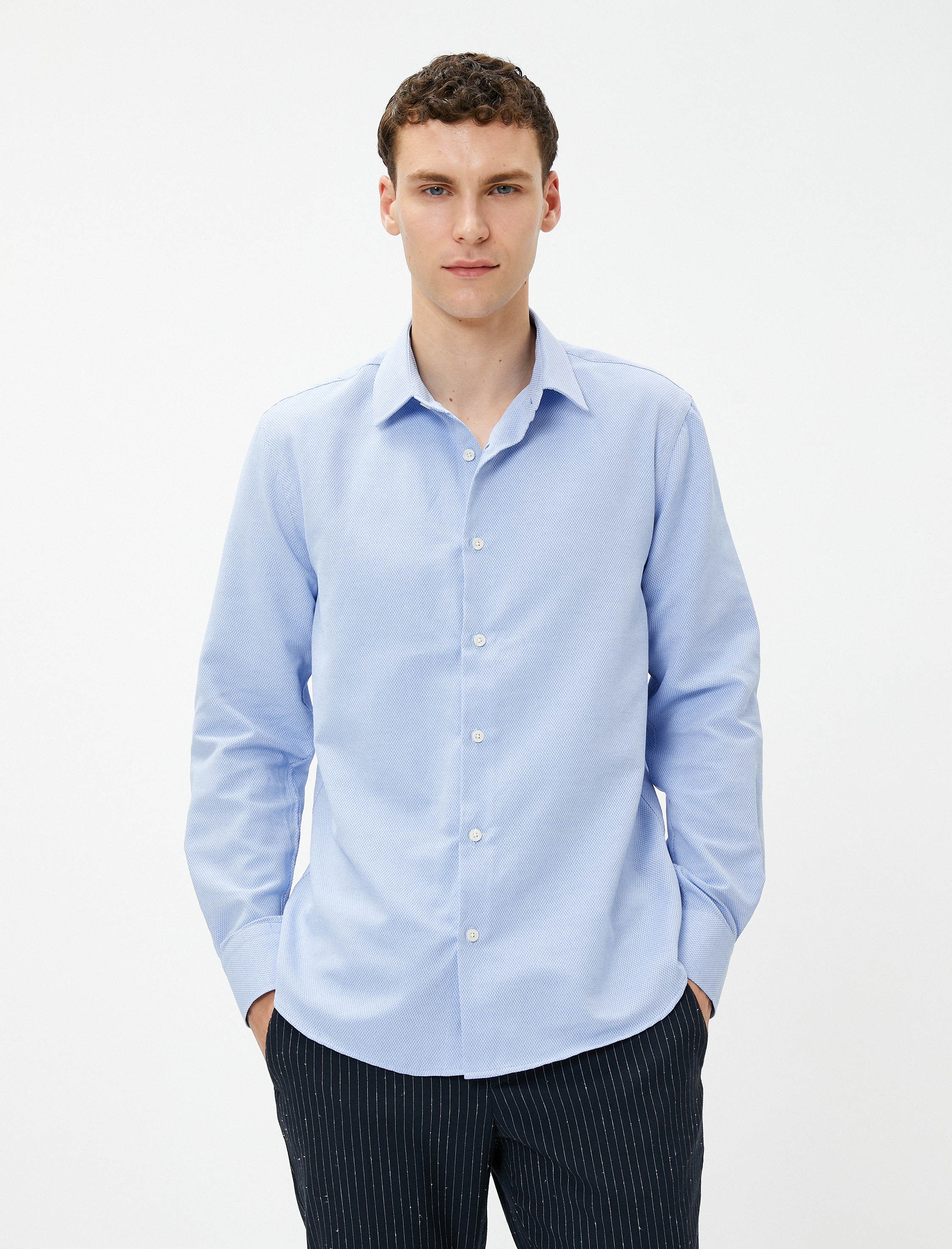   Basic Gömlek Klasik Yaka Uzun Kollu Düğmeli Non Iron