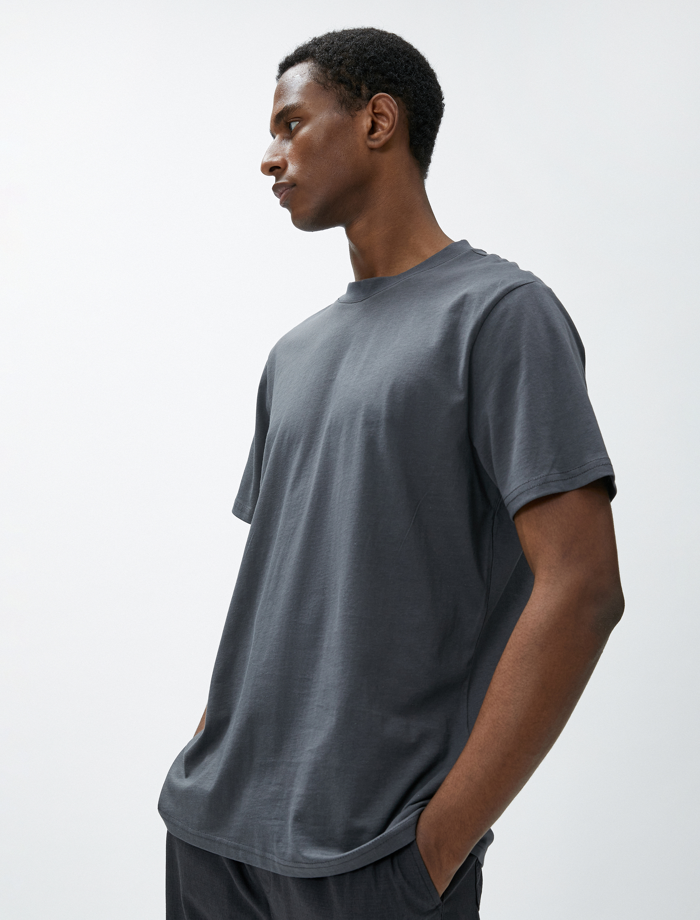   Basic Tişört Bisiklet Yaka Kısa Kollu Pamuklu